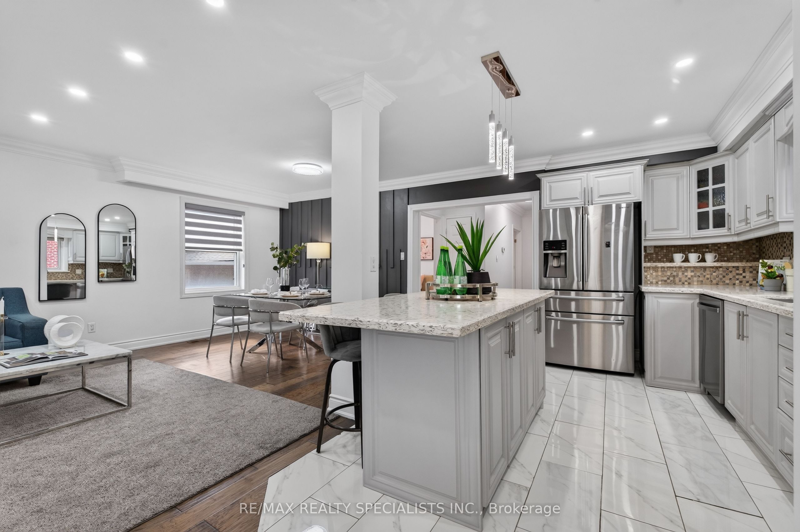 94 Eringate Drive, Toronto, ON M9C 3Z6 photo 5