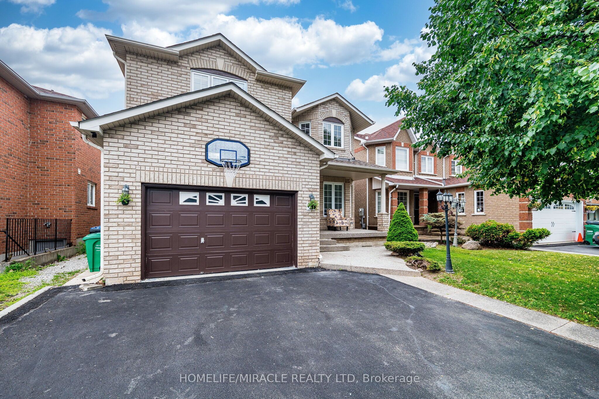 72 Lockwood Road, Brampton, ON L6Y 5C6 photo 3