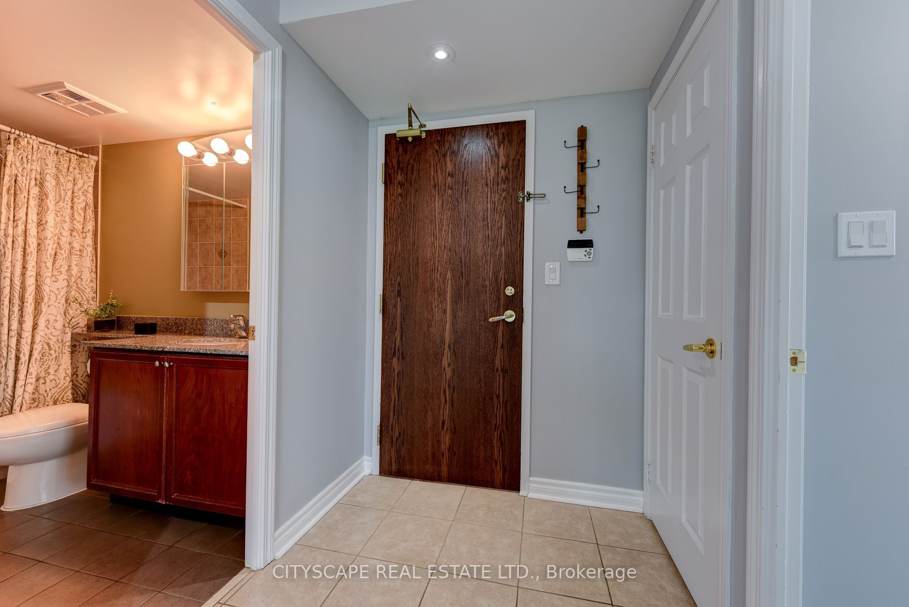 4850 Glen Erin Drive 404, Mississauga, ON L5M 7S1 photo 3