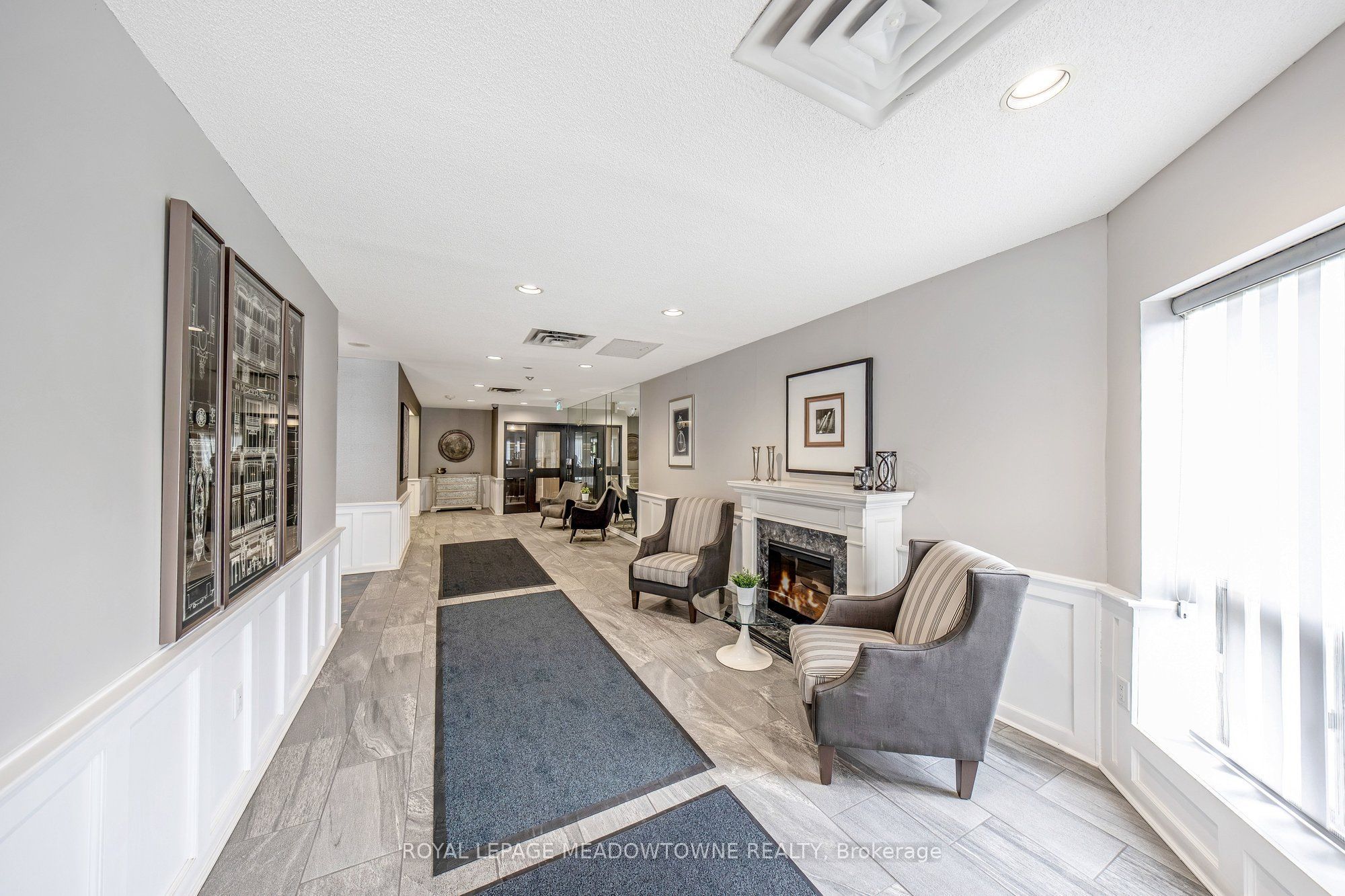 20 Mcfarlane Drive 808, Halton Hills, ON L7G 5J8 photo 4