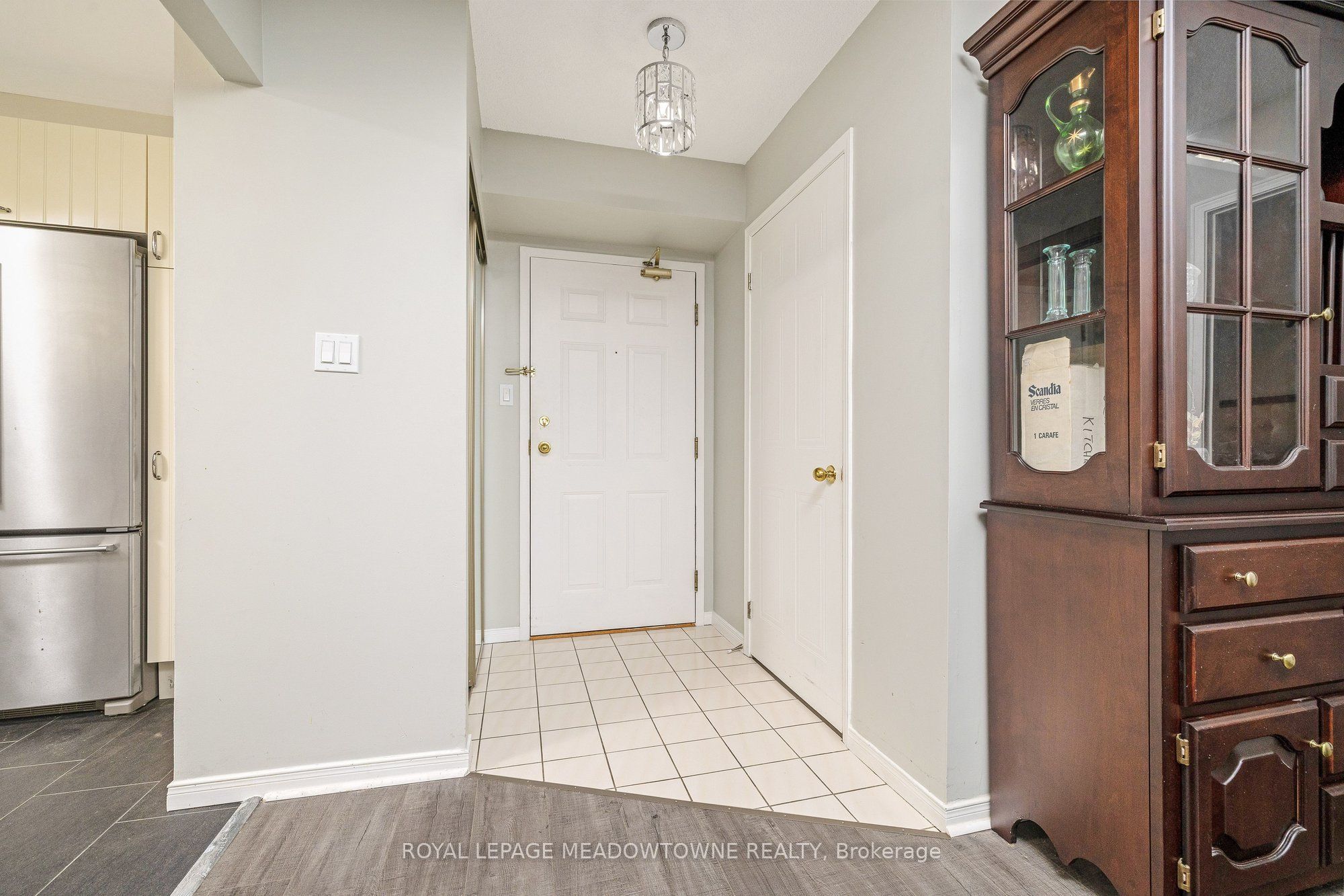 20 Mcfarlane Drive 808, Halton Hills, ON L7G 5J8 photo 5