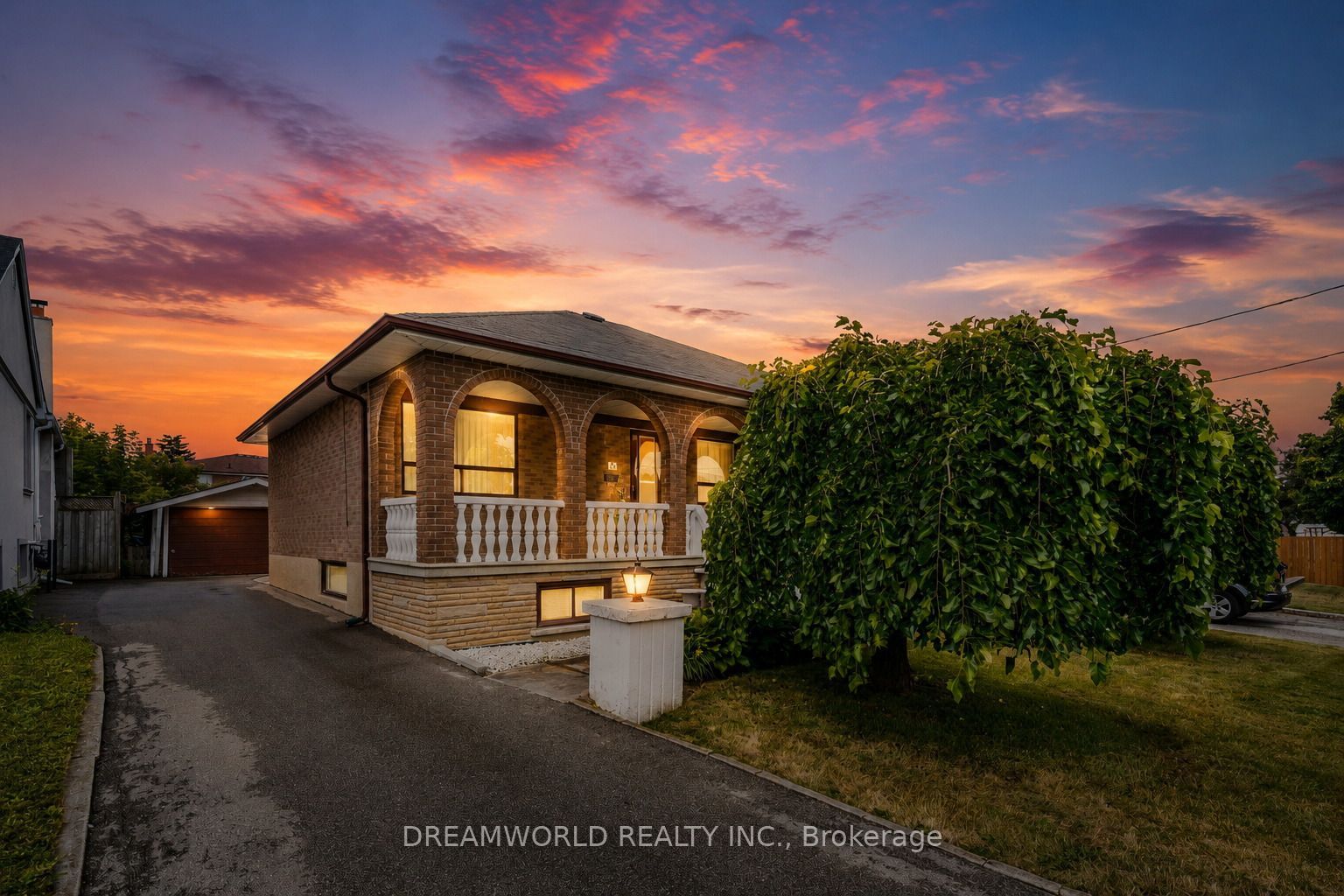 53 Compton Crescent, Toronto, ON M3M 2C3 photo 2