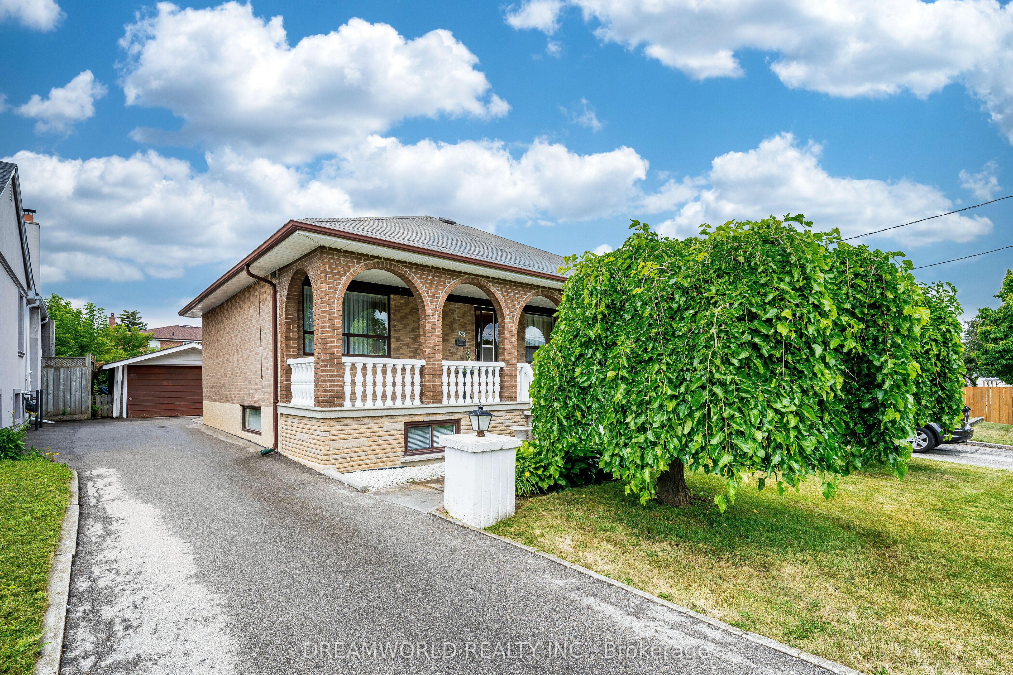 53 Compton Crescent, Toronto, ON M3M 2C3 photo 4