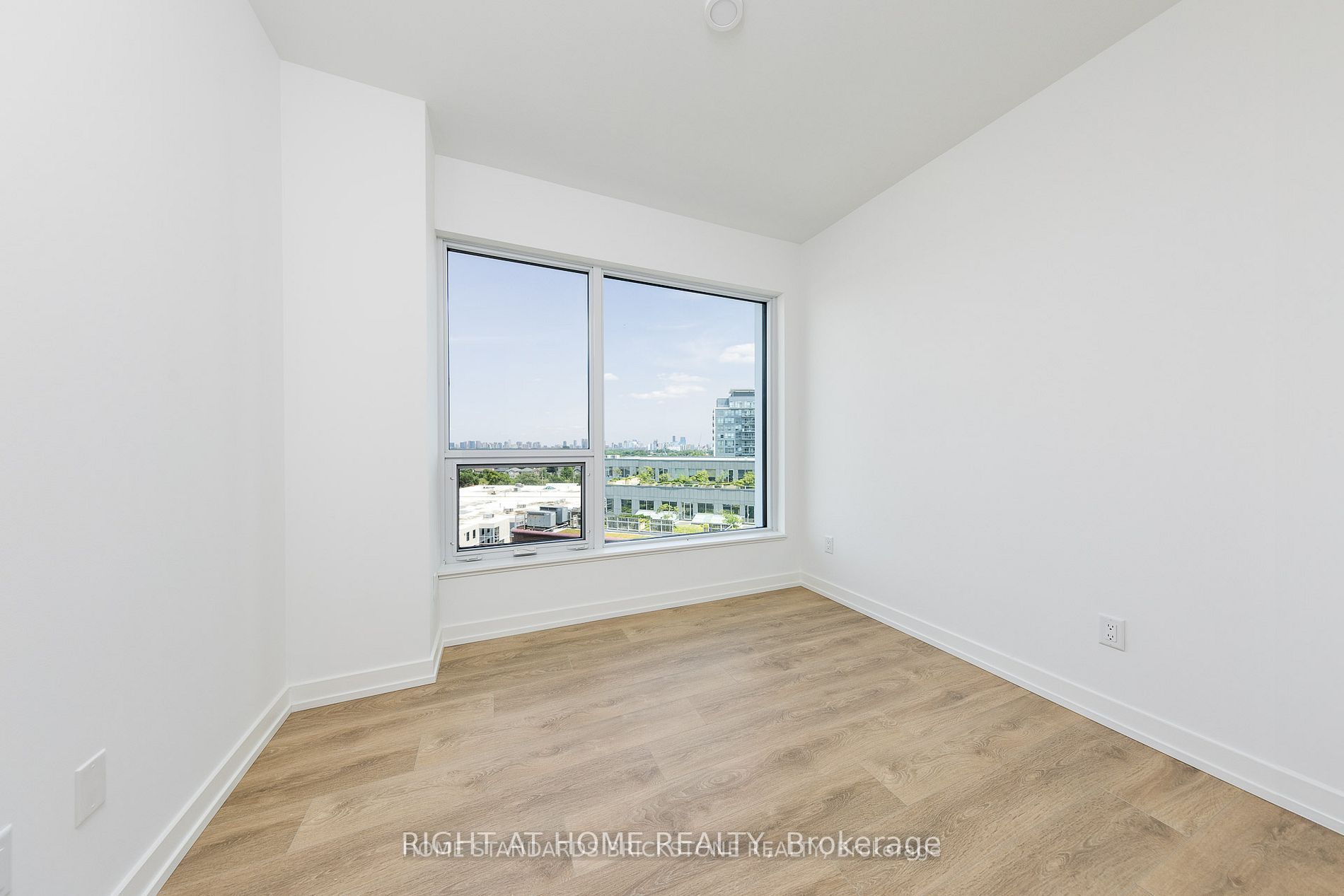 1100 Sheppard Avenue W 930, Toronto, ON M3K 0E4 photo 4