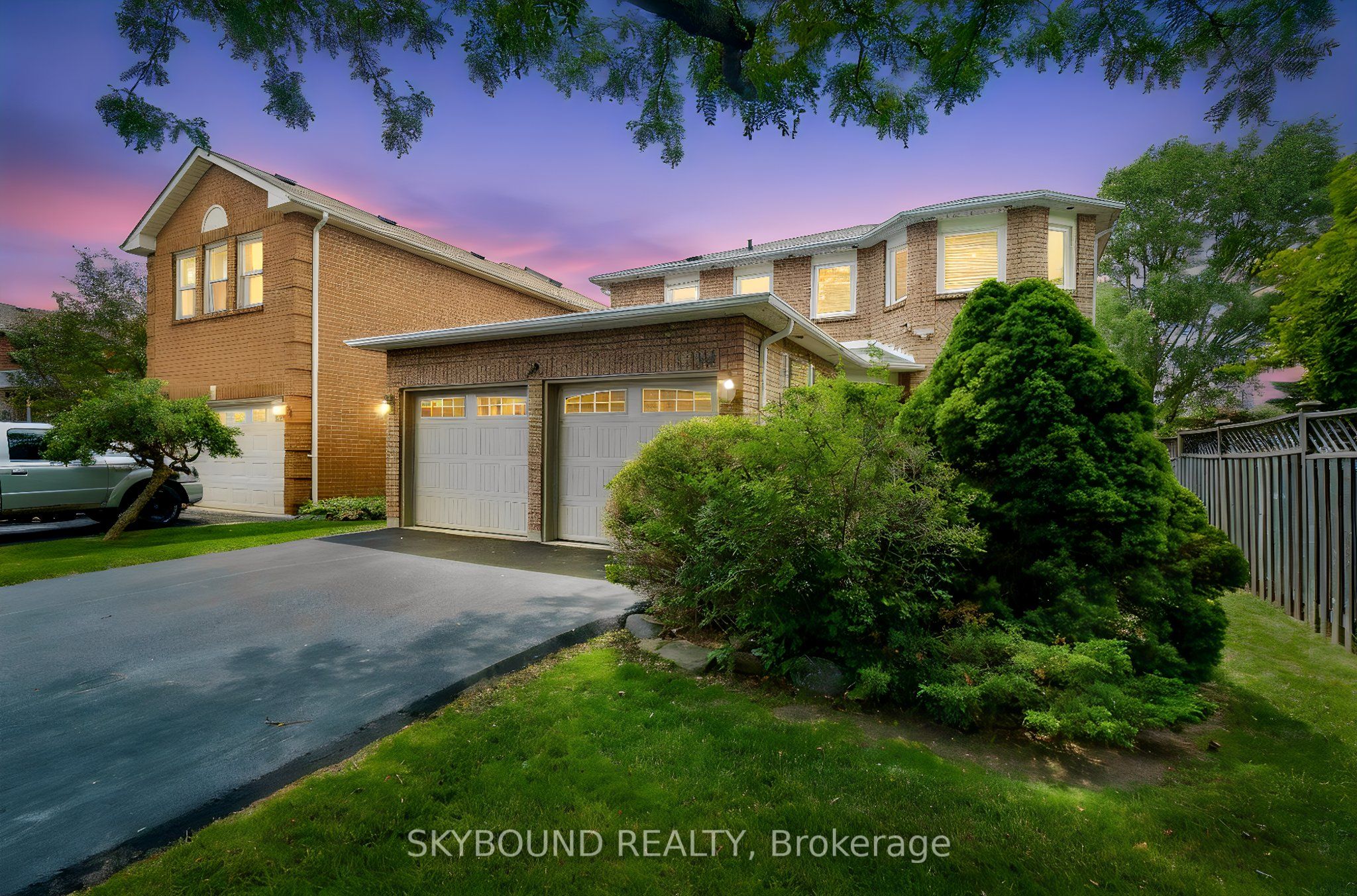 6304 Culmore Crescent, Mississauga, ON L5V 1J1 photo 2