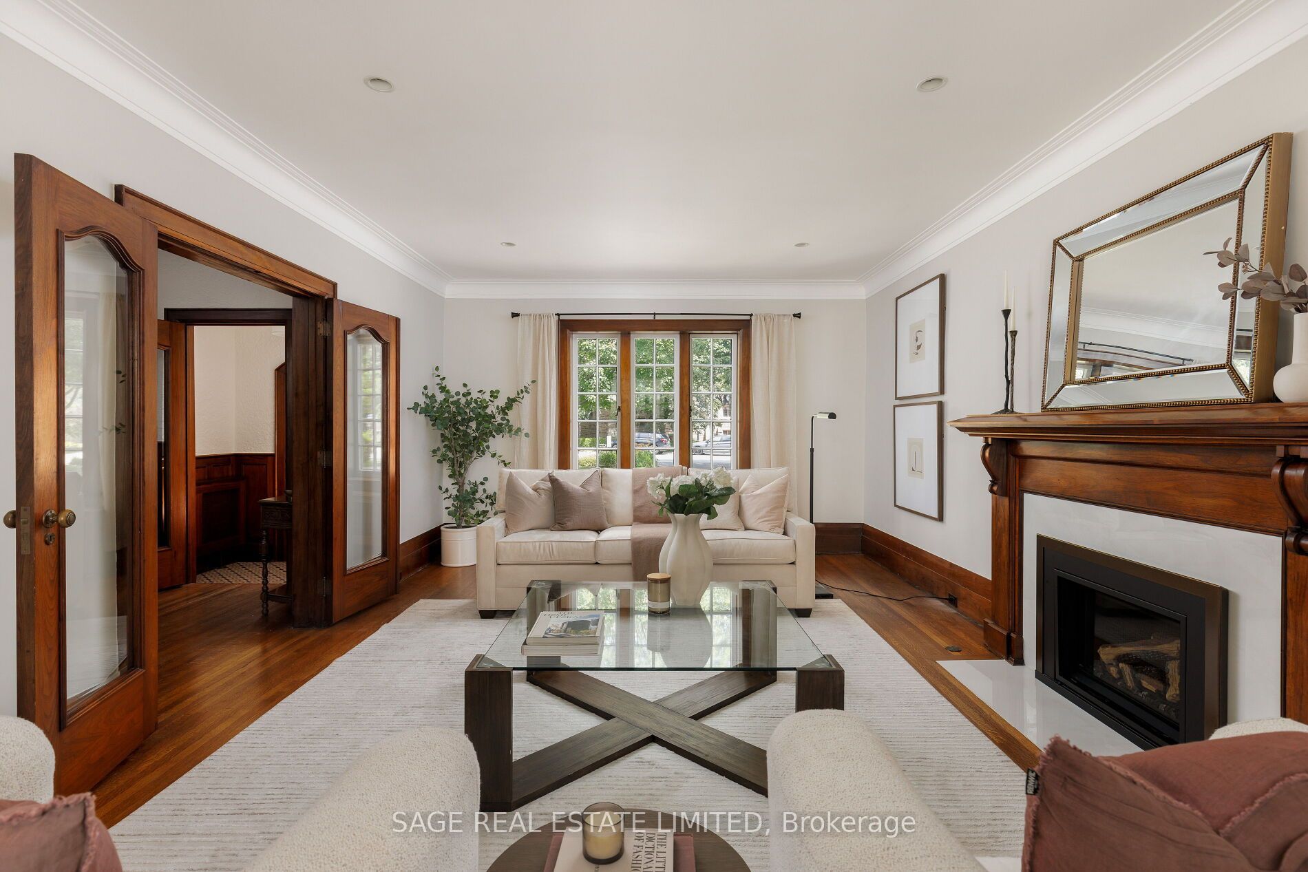78 The Kingsway, Toronto, ON M8X 2T5 photo 5