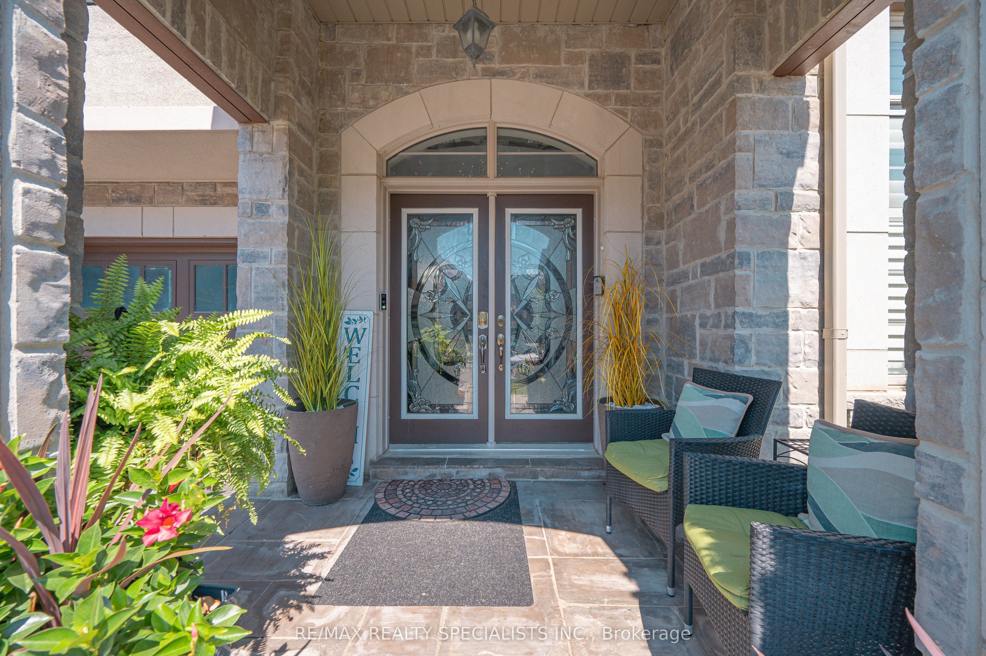 4 Burlwood Road, Brampton, ON L6P 4E9 photo 5