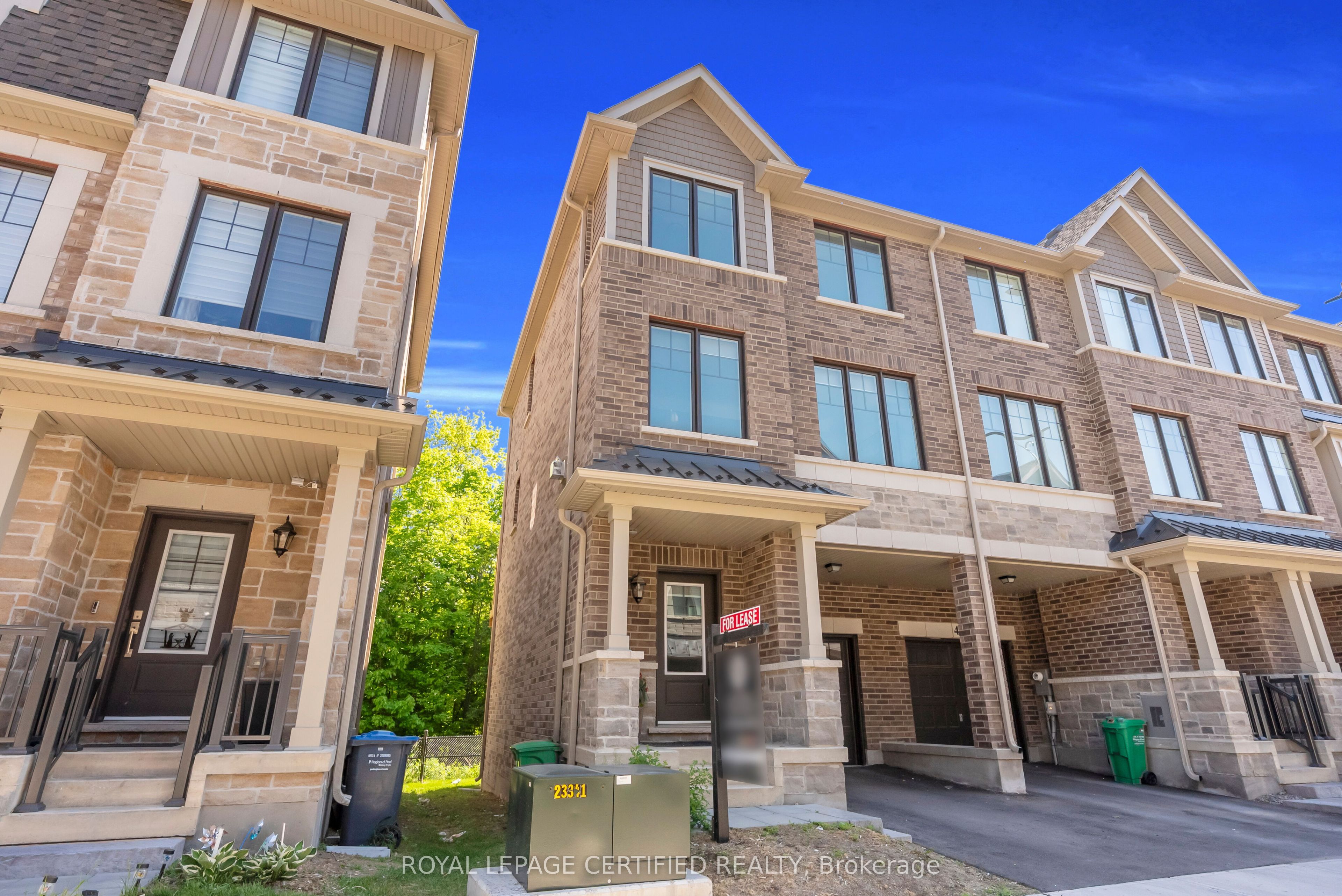 45 Folcroft Street, Brampton, ON L6Y 6L3 photo 4