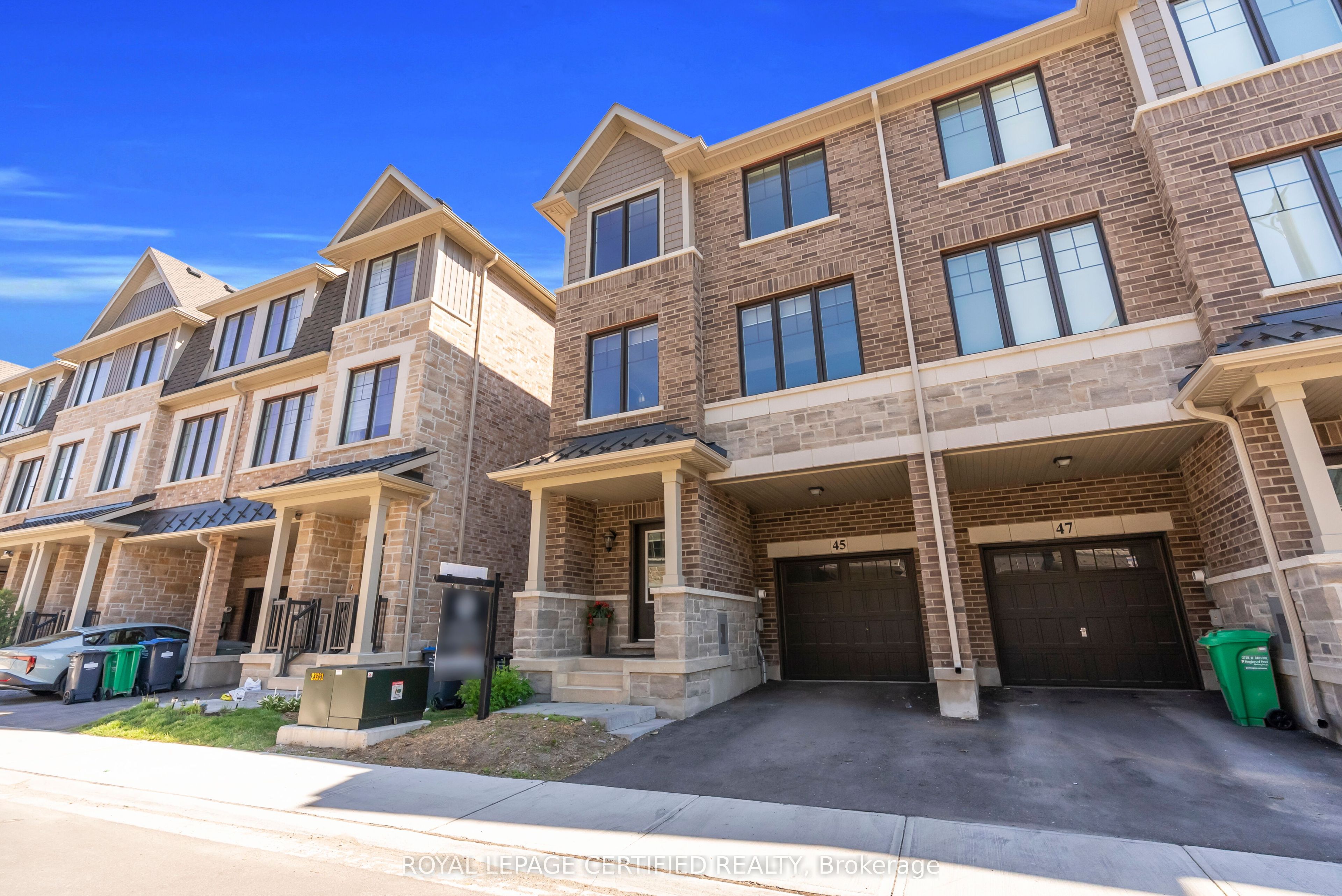45 Folcroft Street, Brampton, ON L6Y 6L3 photo 5
