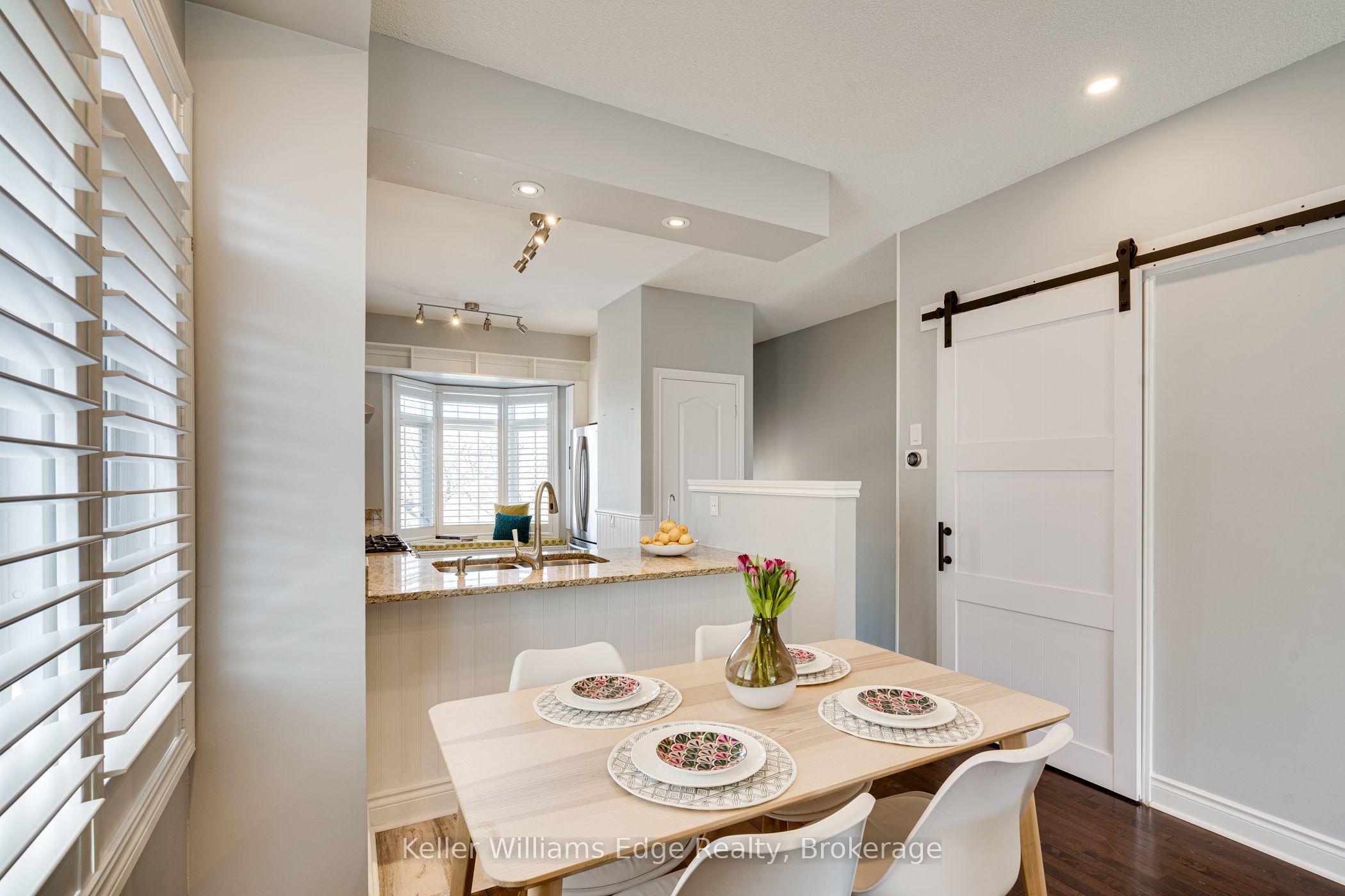 5080 Fairview Street 8, Burlington, ON L7L 7E9 photo 5