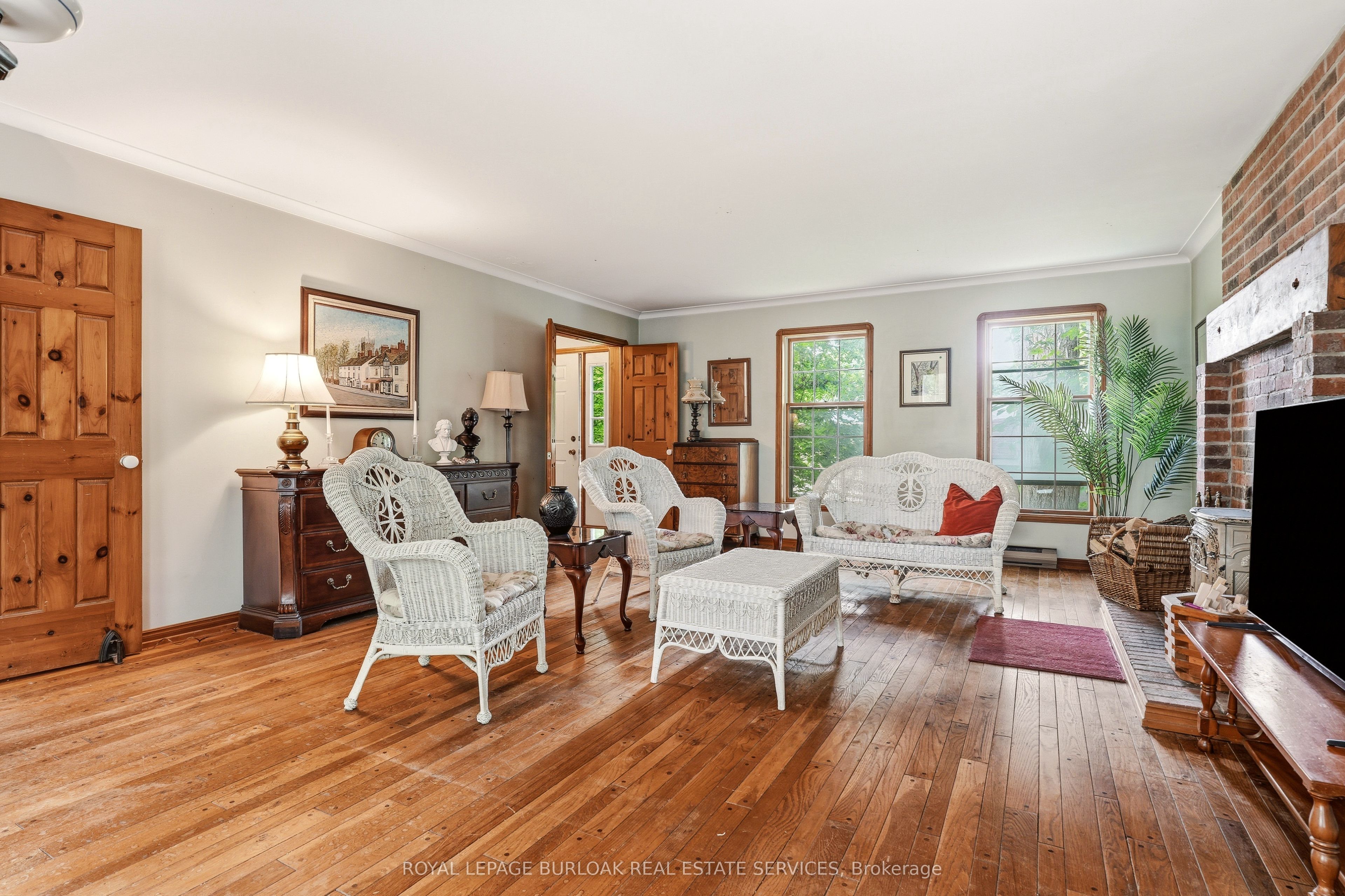 2150 East Street, Burlington, ON L7P 0M3 photo 5