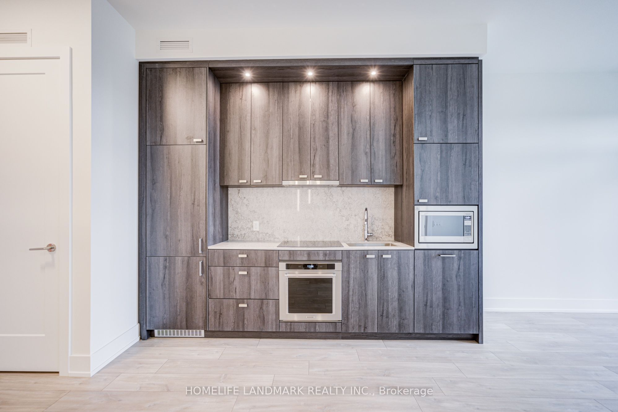 858 Dupont Street PH06, Toronto, ON M6G 0C1 photo 3
