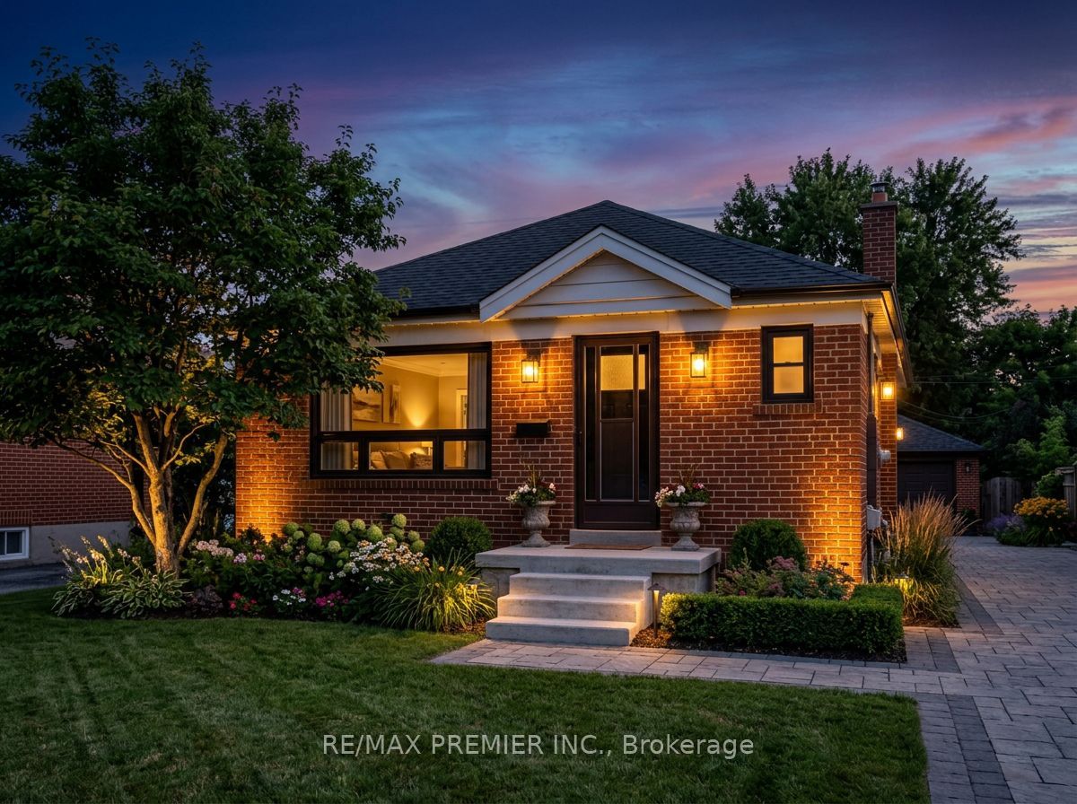 37 Silvercrest Avenue Lower, Toronto, ON M8W 2S3