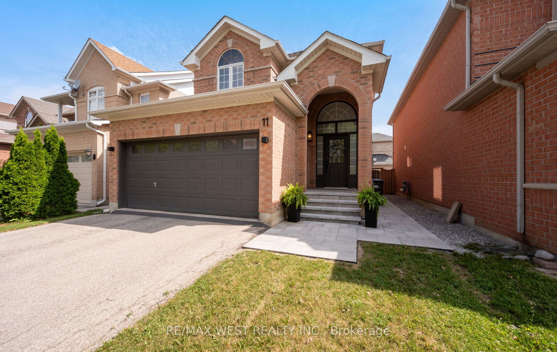 11 Beehive Drive, Caledon, ON L7E 2V4 photo 5