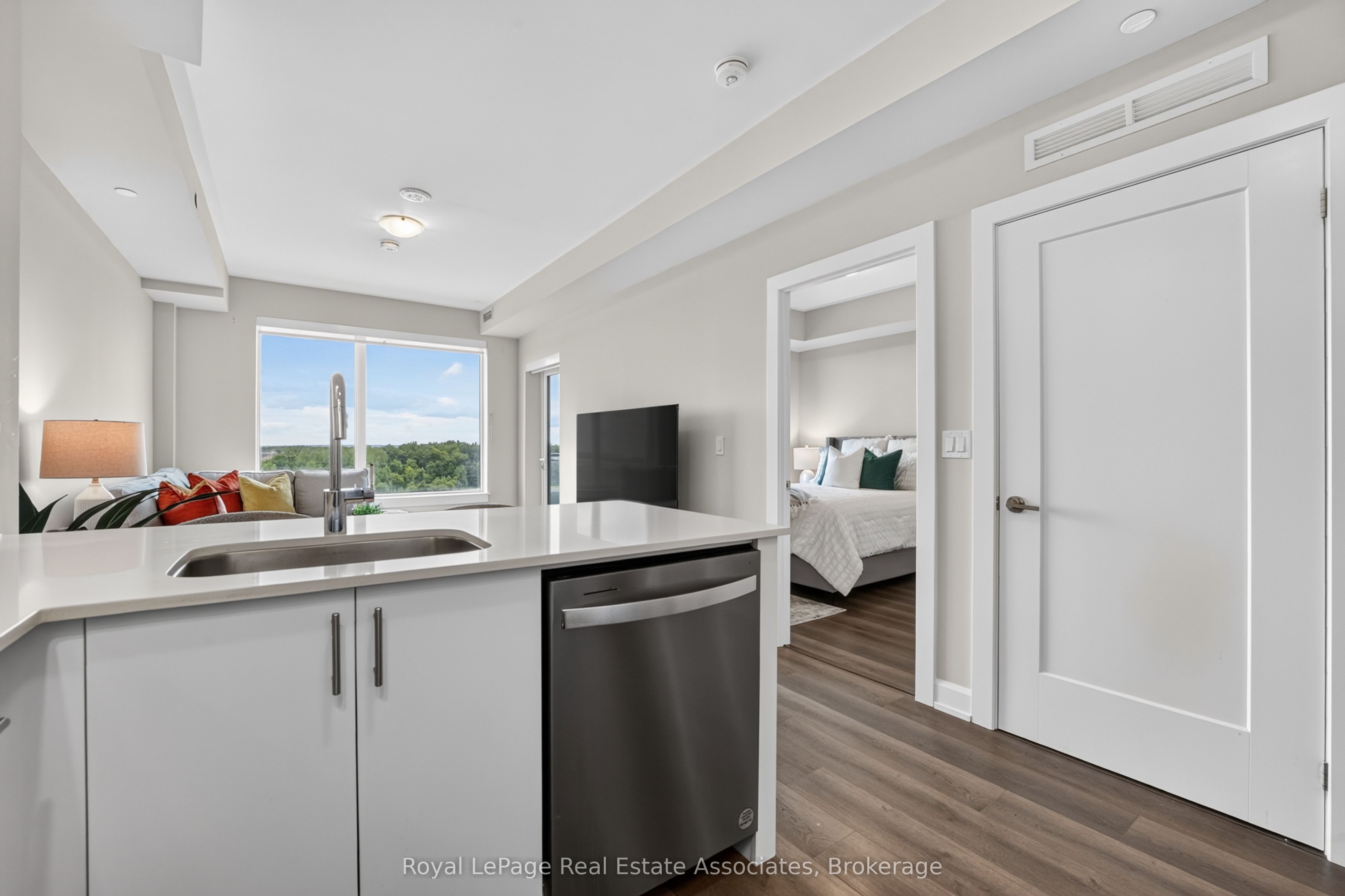 3200 William Coltson Avenue 622, Oakville, ON L6H 7B9 photo 5