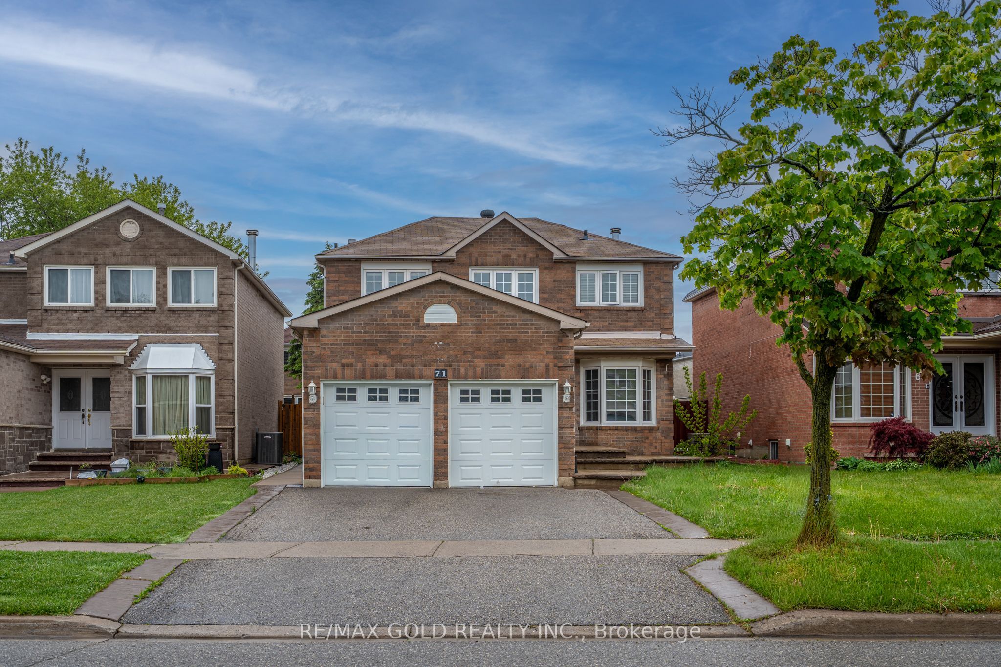 71 Ravenswood Drive, Brampton, ON L6Y 4A1
