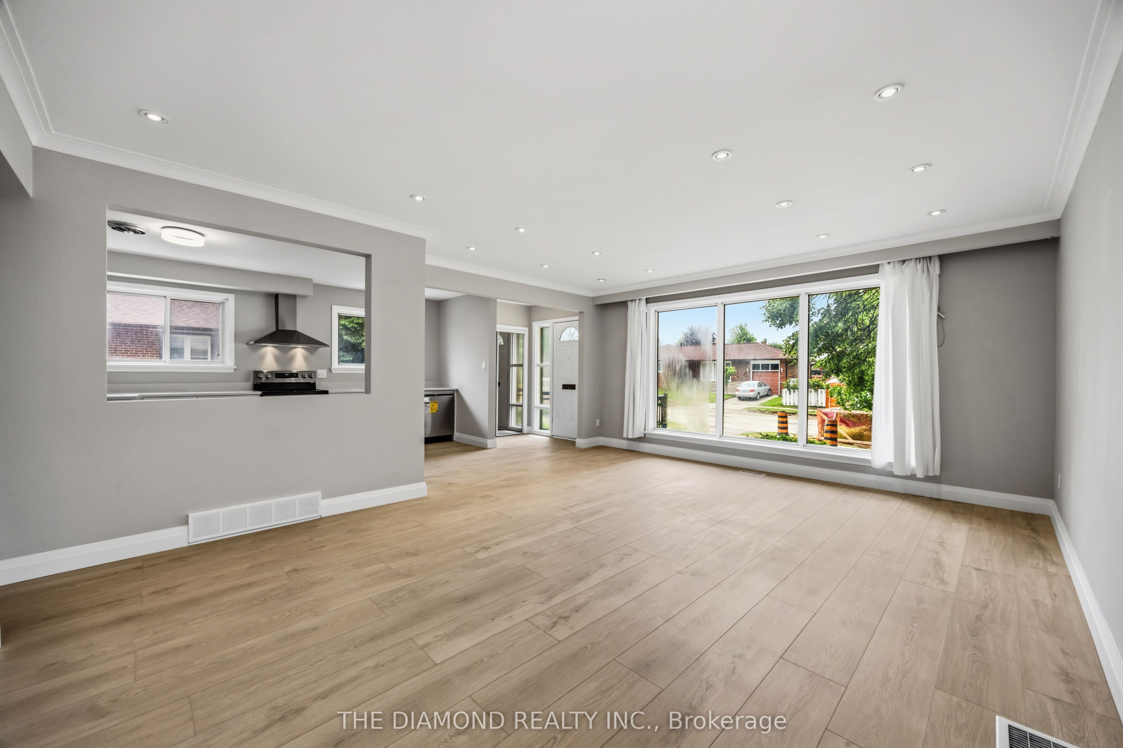 21 Jardine Place, Toronto, ON M9R 2B8 photo 5