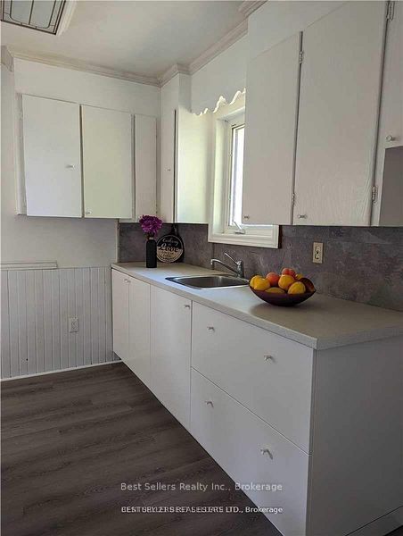 320 Ashbury Road, Oakville, ON L6K 2M4 photo 5