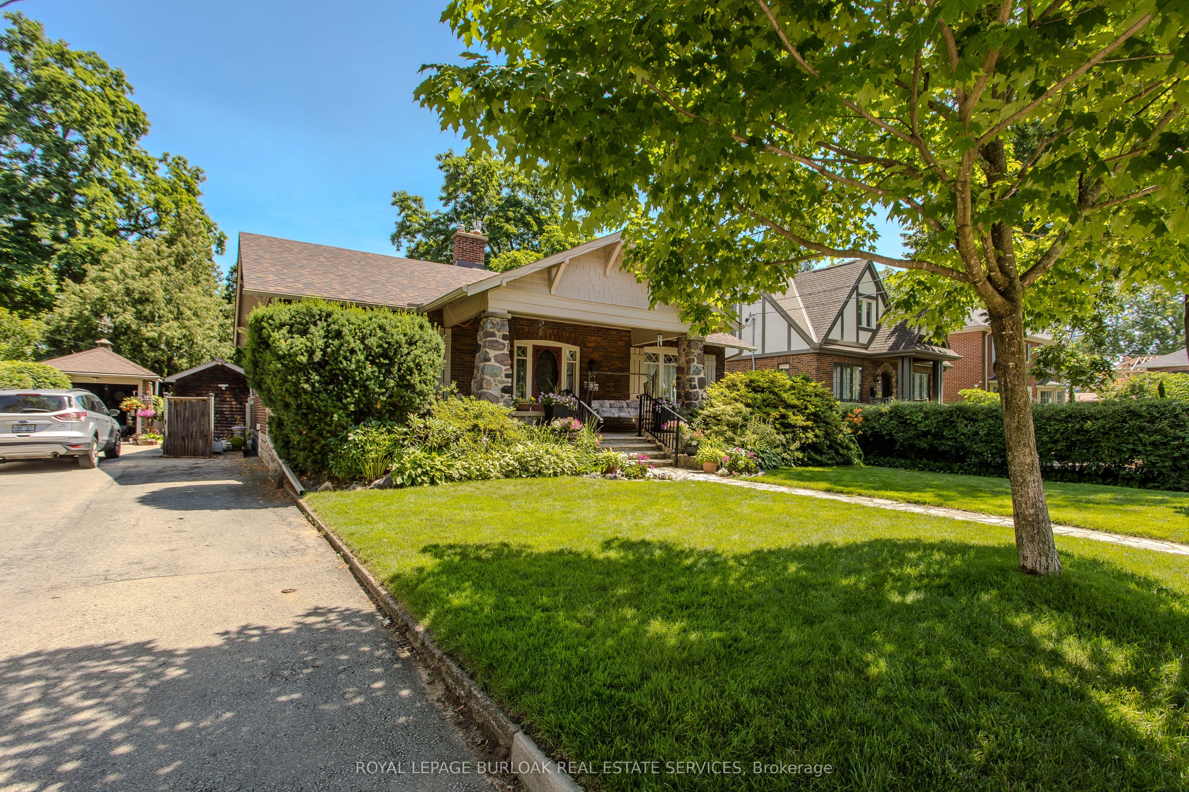 569 Locust Street, Burlington, ON L7S 1V7 photo 4