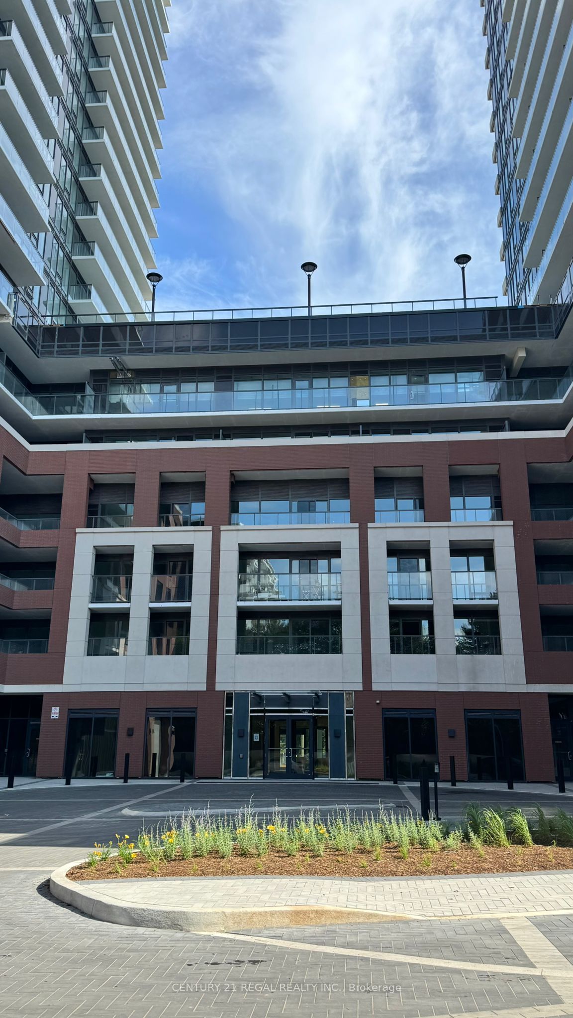 4010 Eglinton Avenue W 327, Toronto, ON M9A 0G5 photo 3