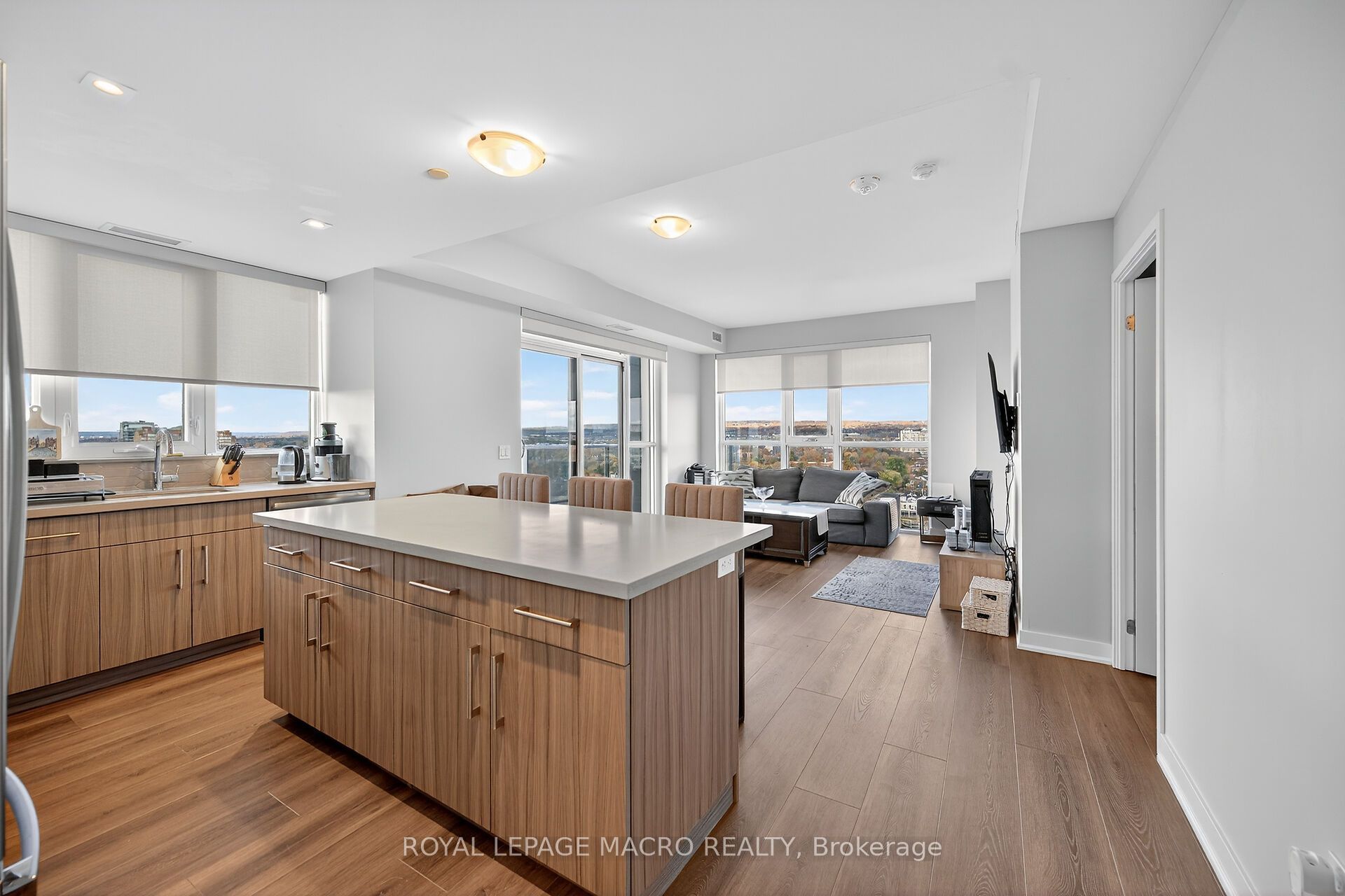 2007 James Street 1707, Burlington, ON L7R 0G7 photo 4