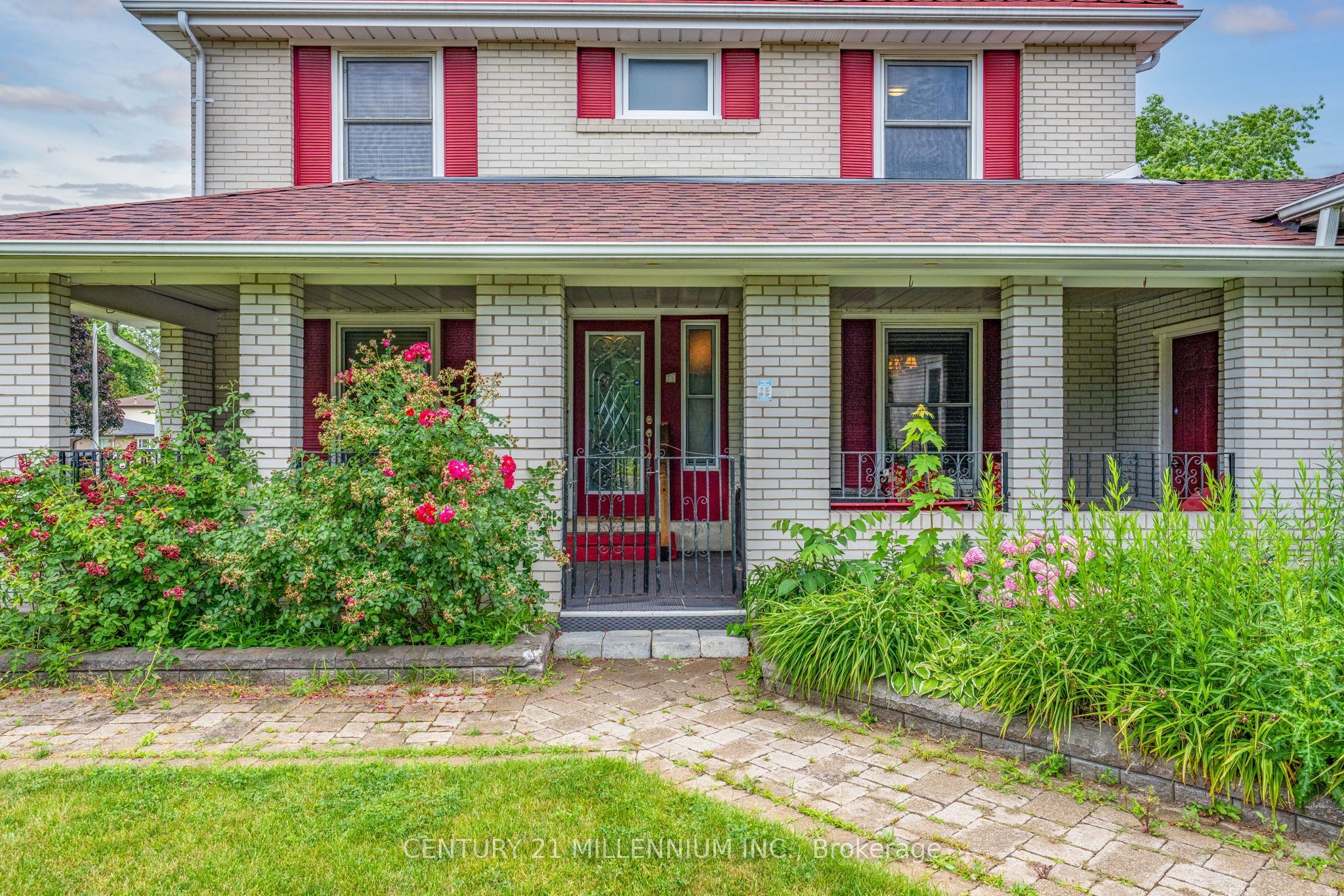 683 Balmoral Drive, Brampton, ON L6T 1W8 photo 4