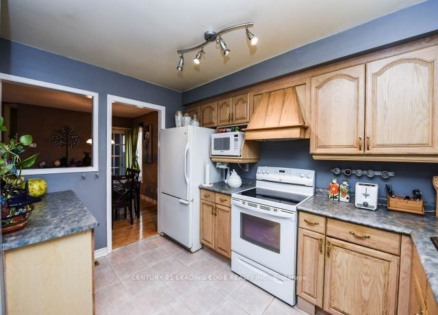 54 Aurora Place, Brampton, ON L6Z 2A8 photo 4