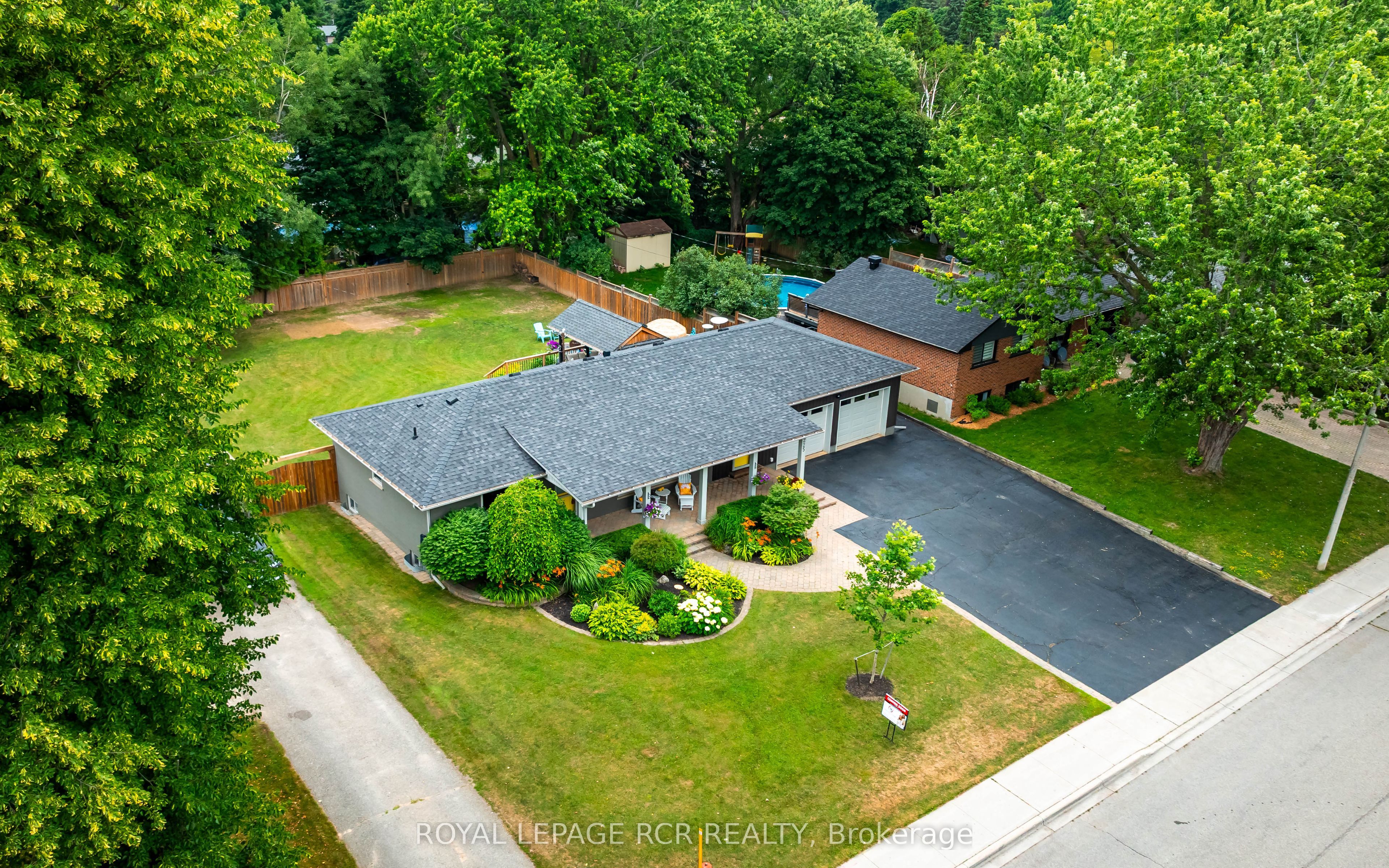 225 Zina Street, Orangeville, ON L9W 1E9 photo 2