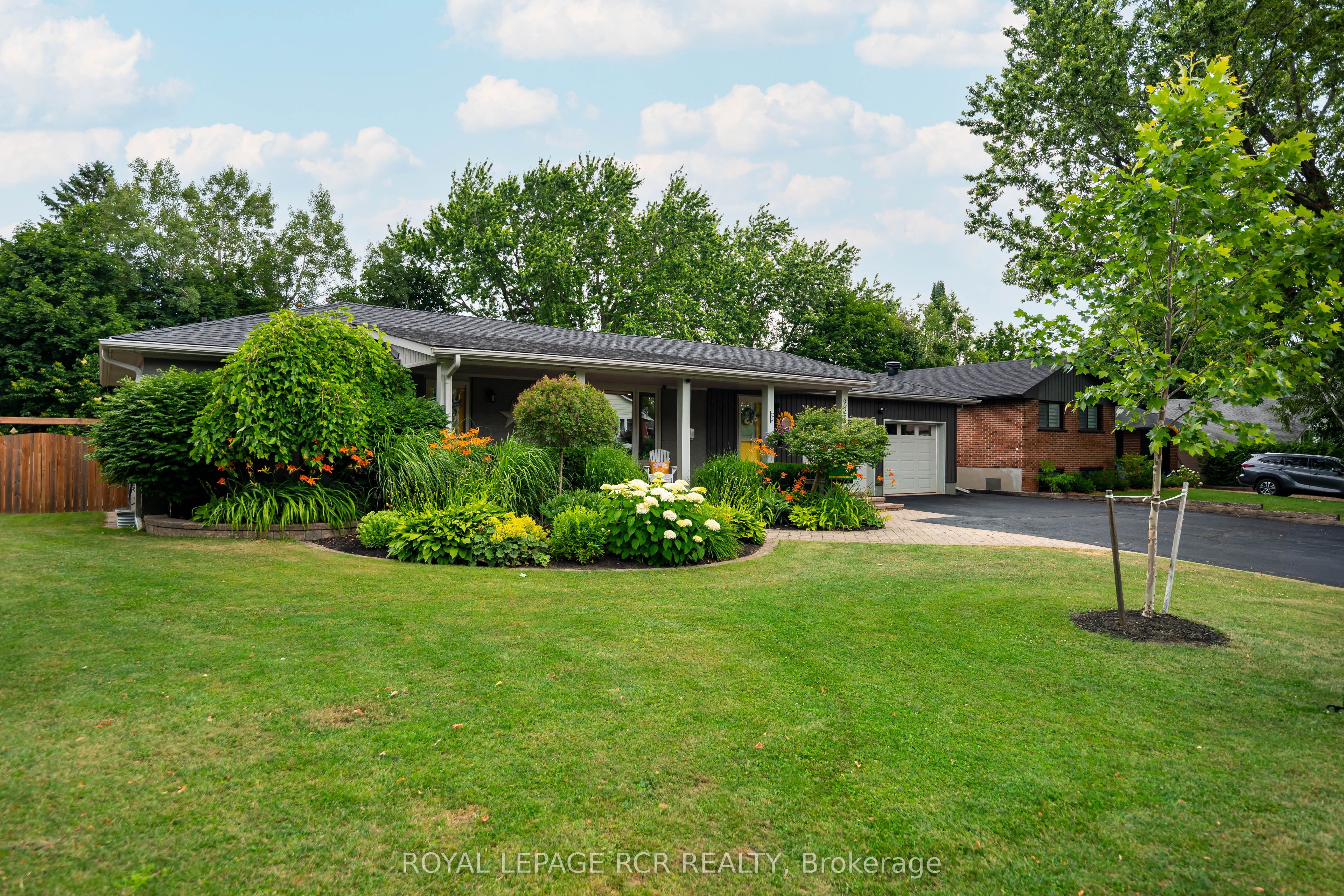 225 Zina Street, Orangeville, ON L9W 1E9 photo 3