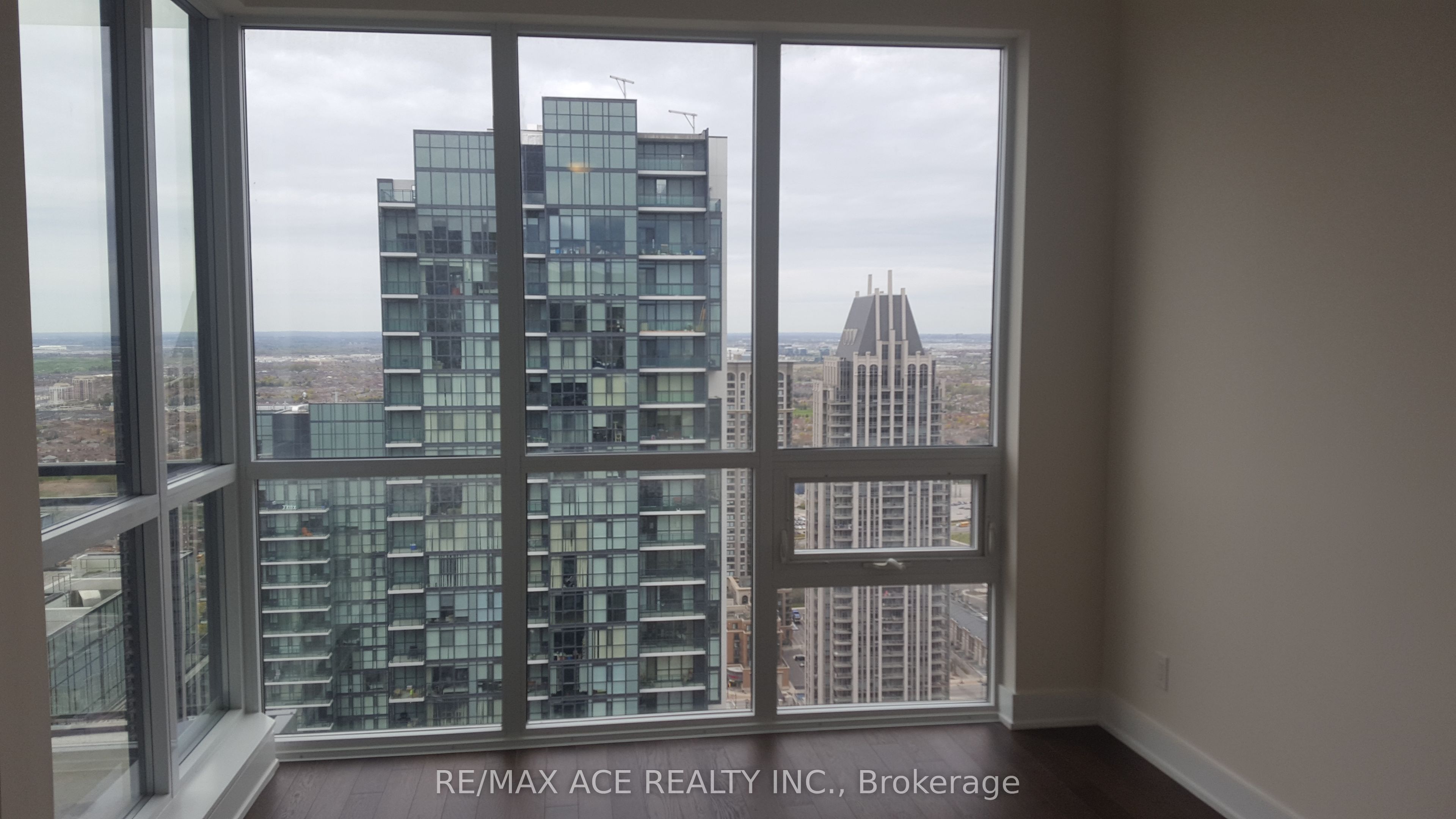 510 Curran Place PH3, Mississauga, ON L5B 0H4 photo 5