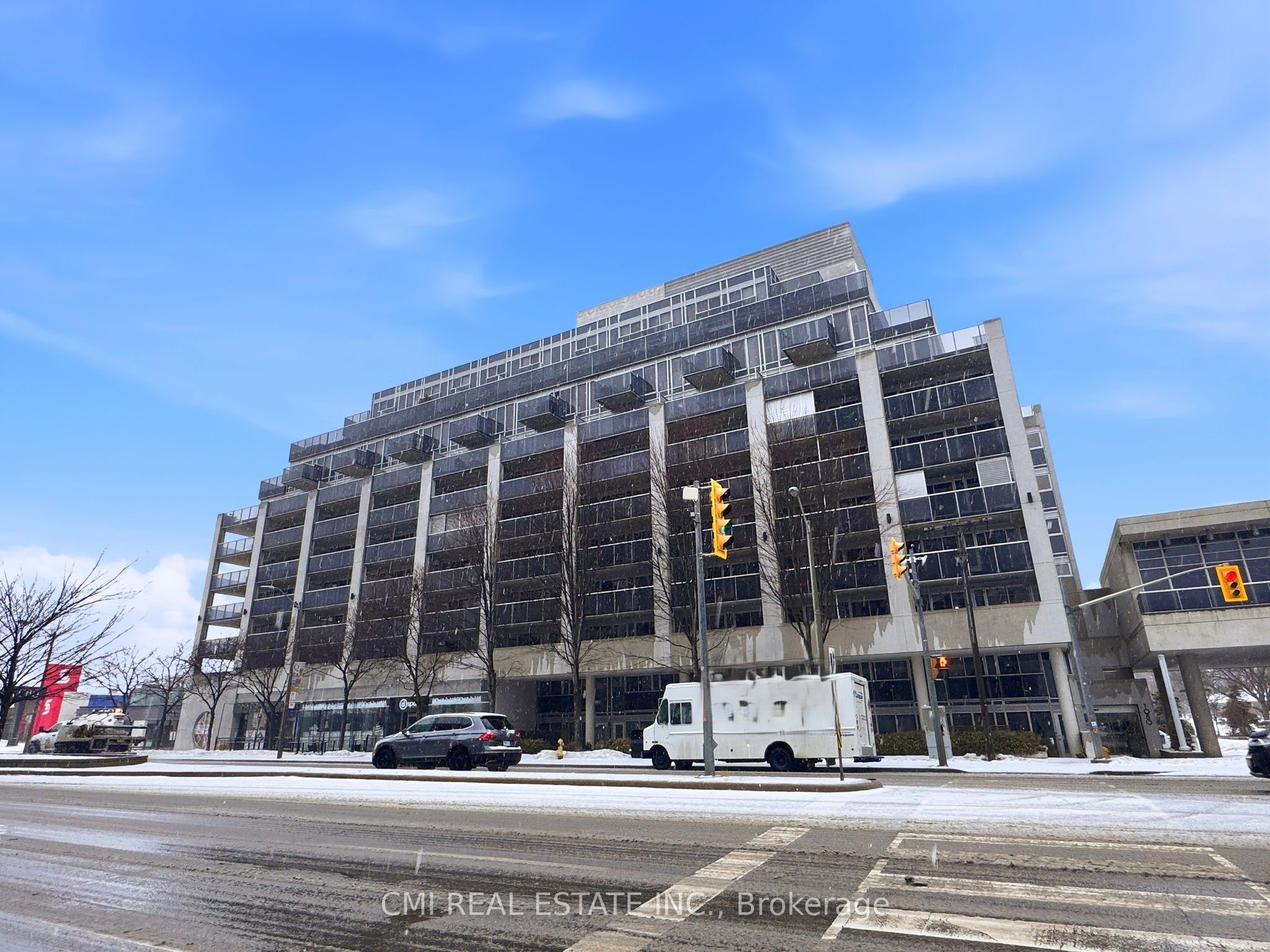 1050 The Queens Way 615, Toronto, ON M8Z 0A8
