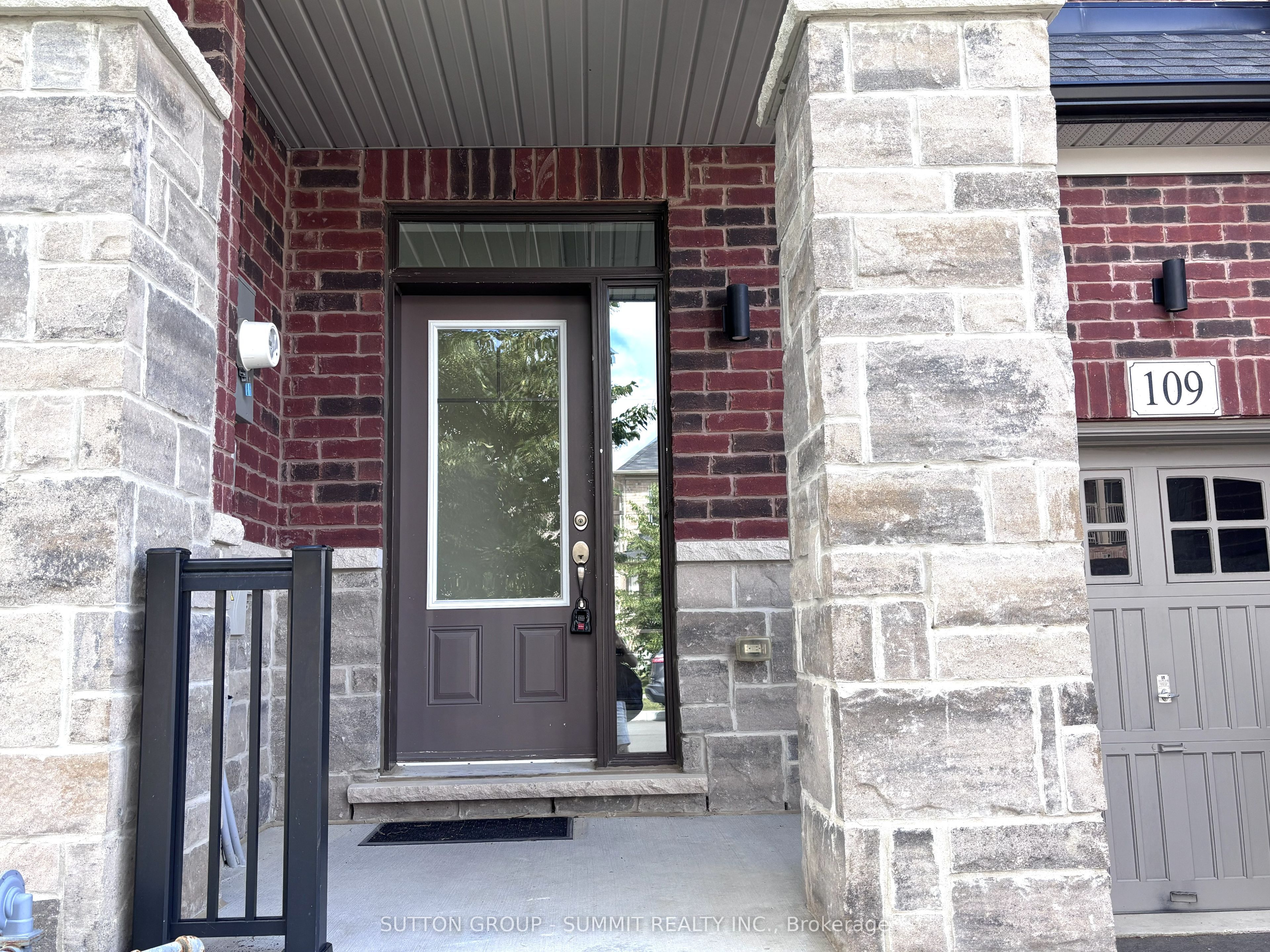 109 BENADIR Avenue, Caledon, ON L7C 4E7 photo 2