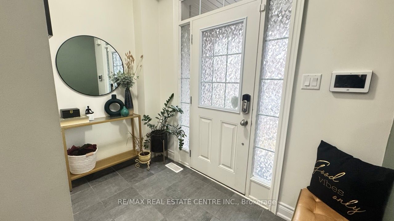 31 Brushwood Drive, Brampton, ON L6Y 6G6 photo 4