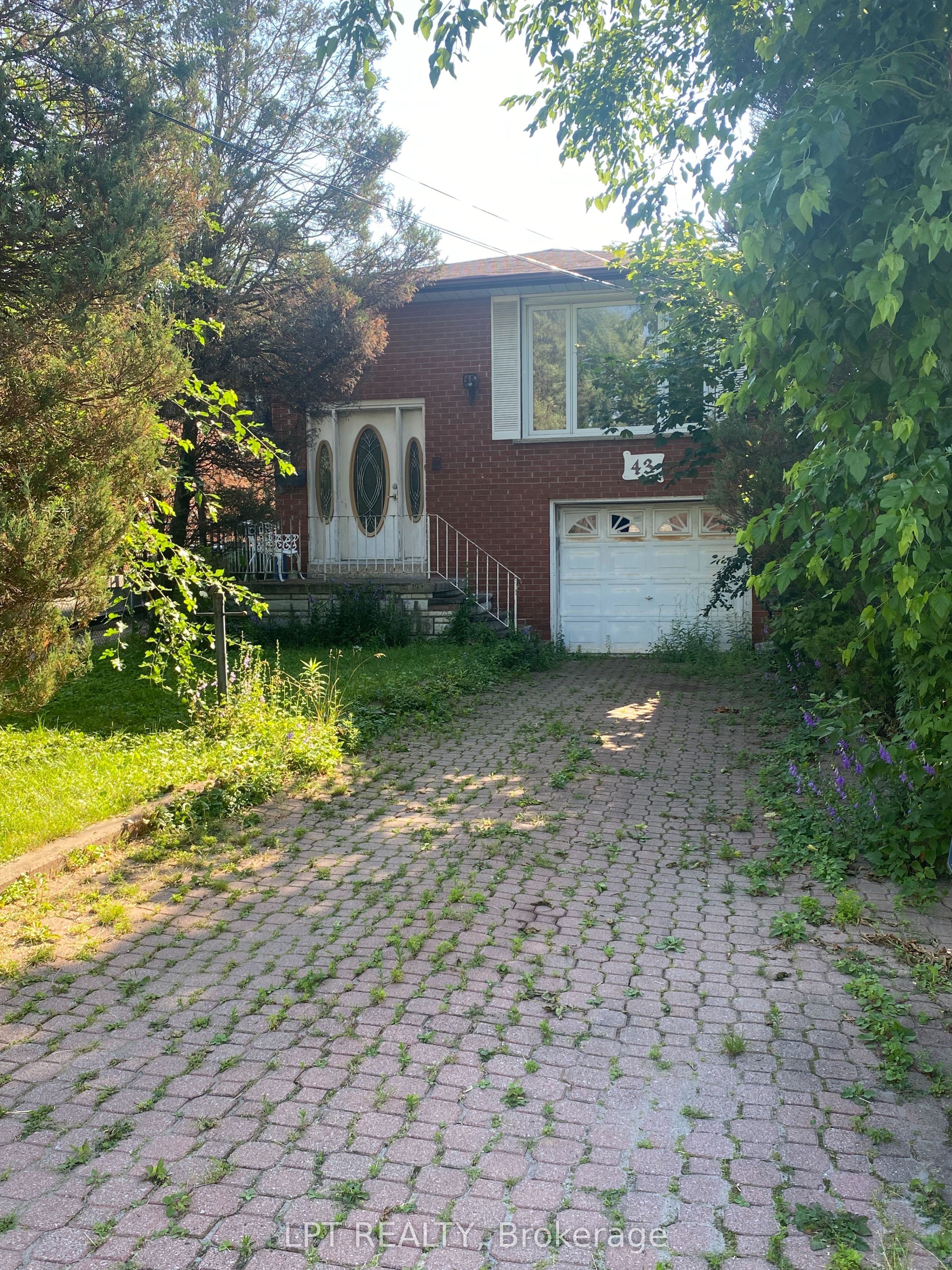 43 Sunset Avenue, Toronto, ON M8W 3Z5 photo 2