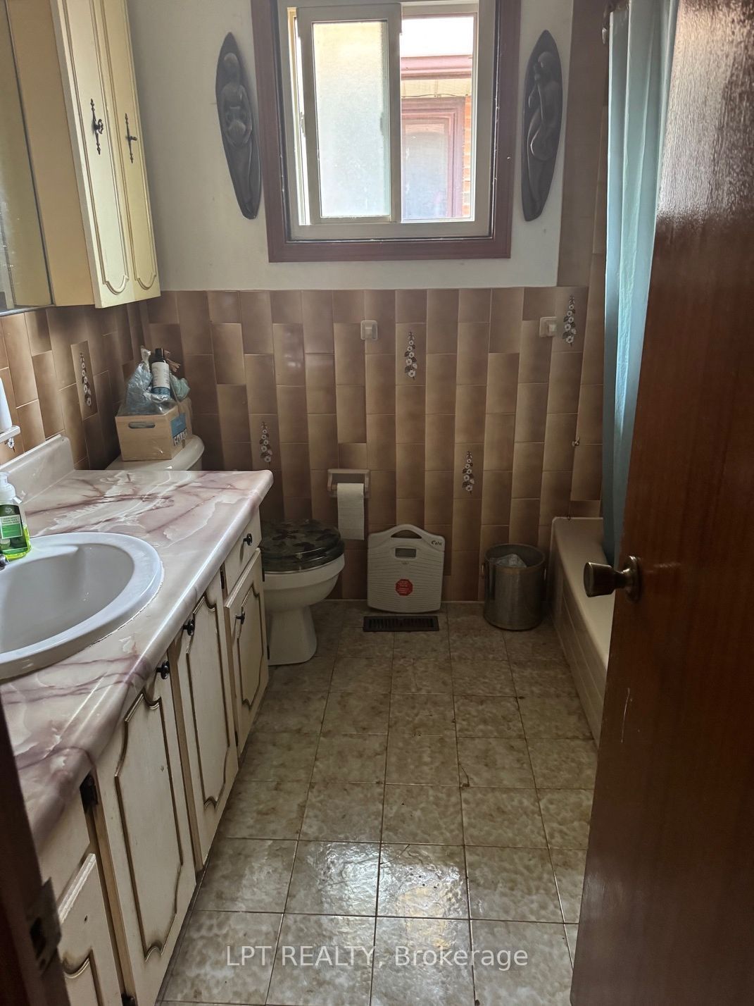 43 Sunset Avenue, Toronto, ON M8W 3Z5 photo 5