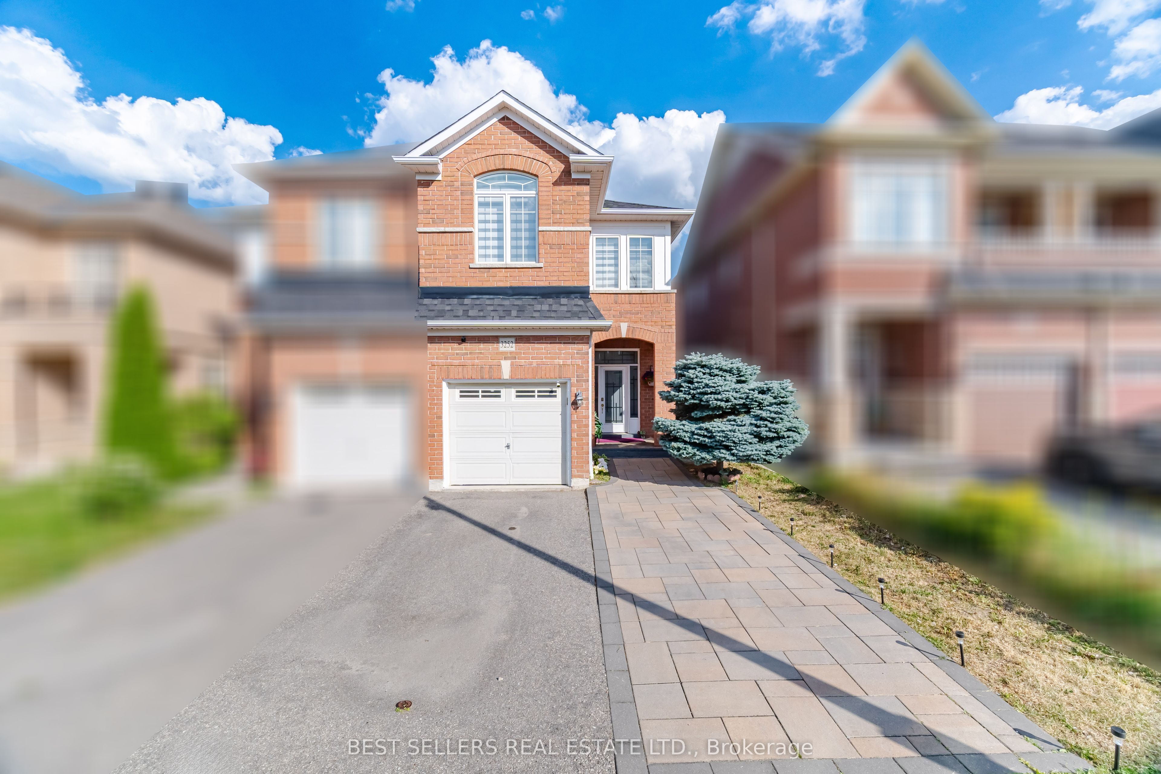 3252 Sunlight Street, Mississauga, ON L5M 7C3 photo 5