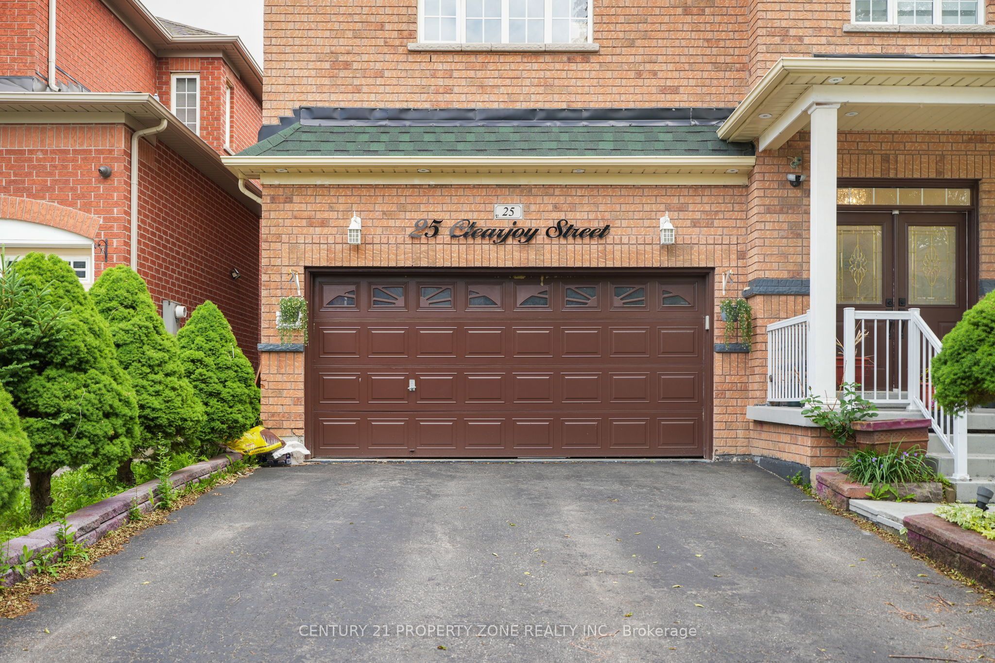 25 Clearjoy Street, Brampton, ON L6V 4N6 photo 2