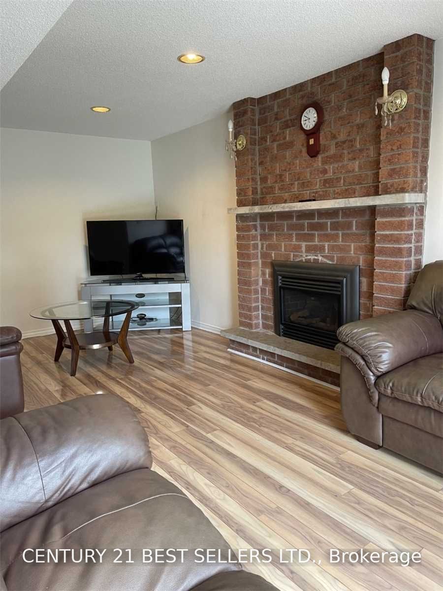 2089 The Chase Lower, Mississauga, ON L5M 3B8 photo 2