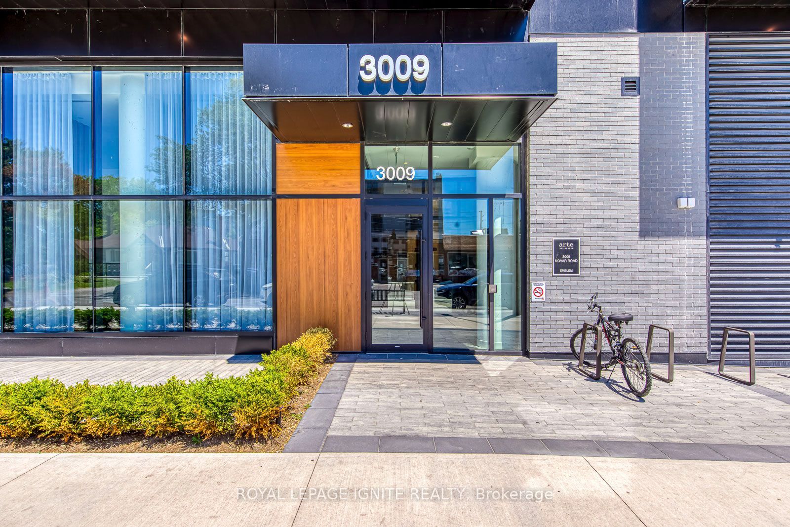 3009 Novar Road 923, Mississauga, ON L5B 0P9 photo 3