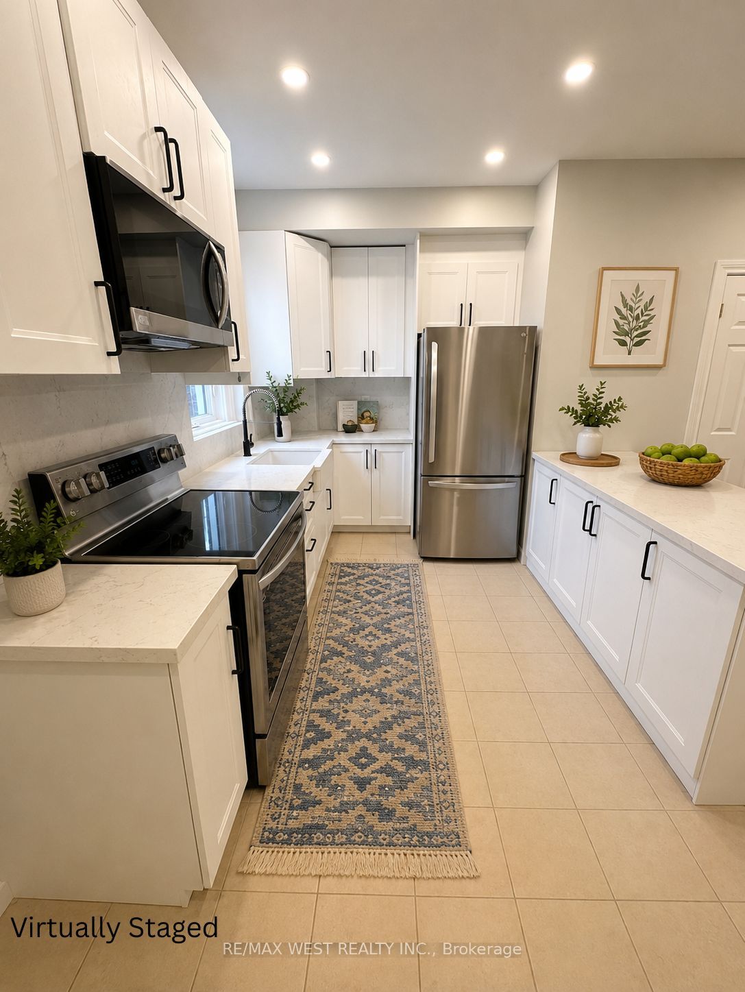 64 Russett Avenue main, Toronto, ON M6H 3M3 photo 5
