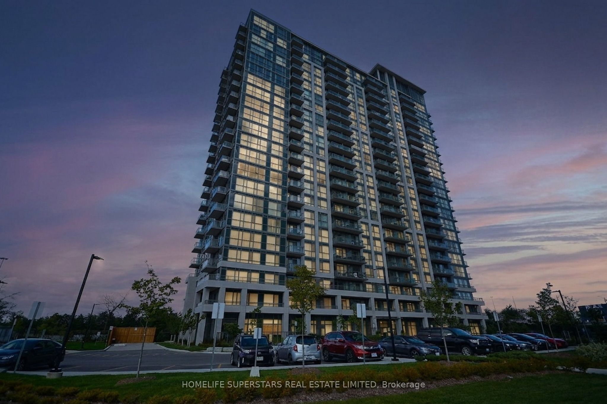 349 Rathburn Road W 2208, Mississauga, ON L5B 0G1