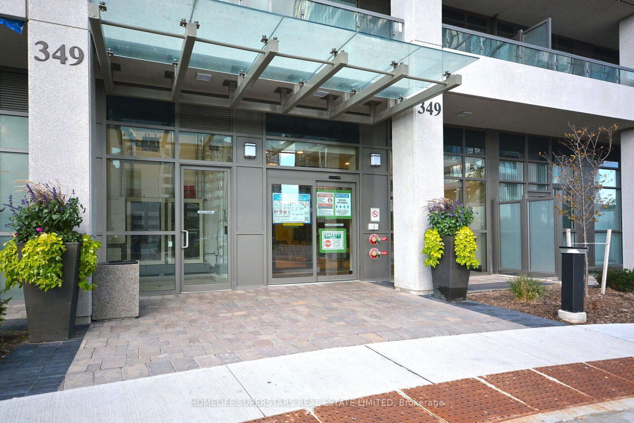349 Rathburn Road W 2208, Mississauga, ON L5B 0G1 photo 4