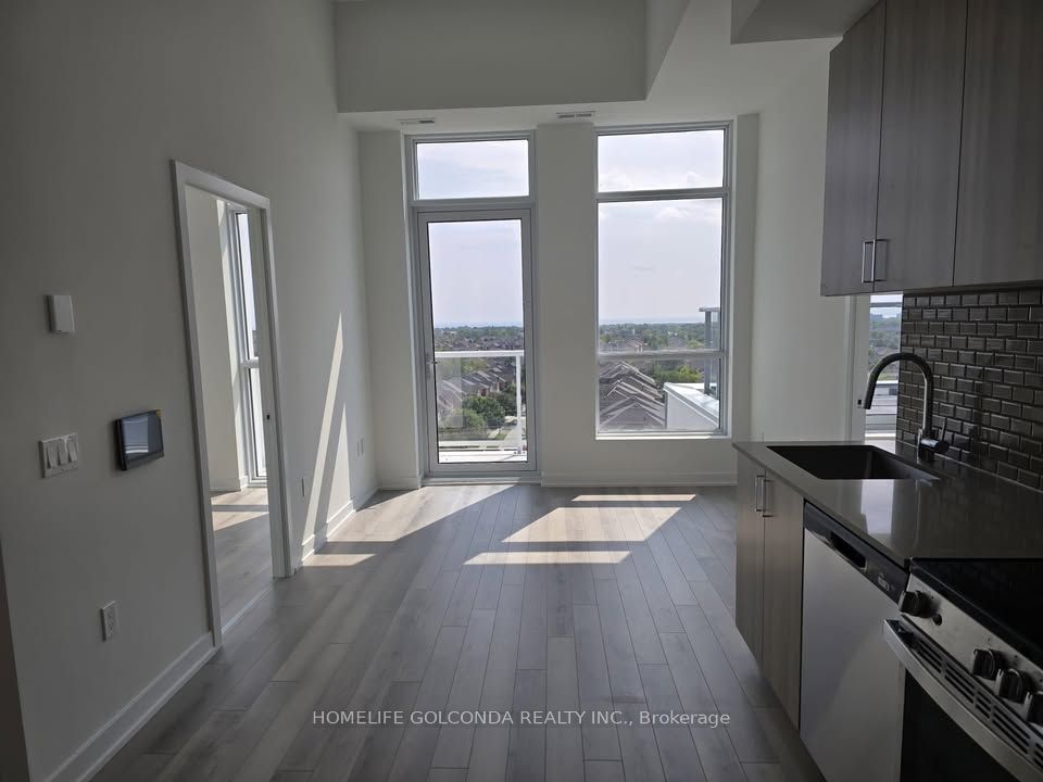 1005 Dundas Street E 812, Oakville, ON L6H 8C7 photo 4