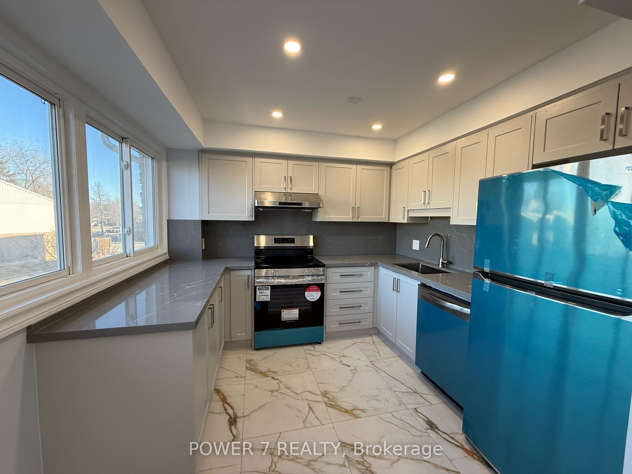 7430 Copenhagen Road 6, Mississauga, ON L5N 2C4 photo 2