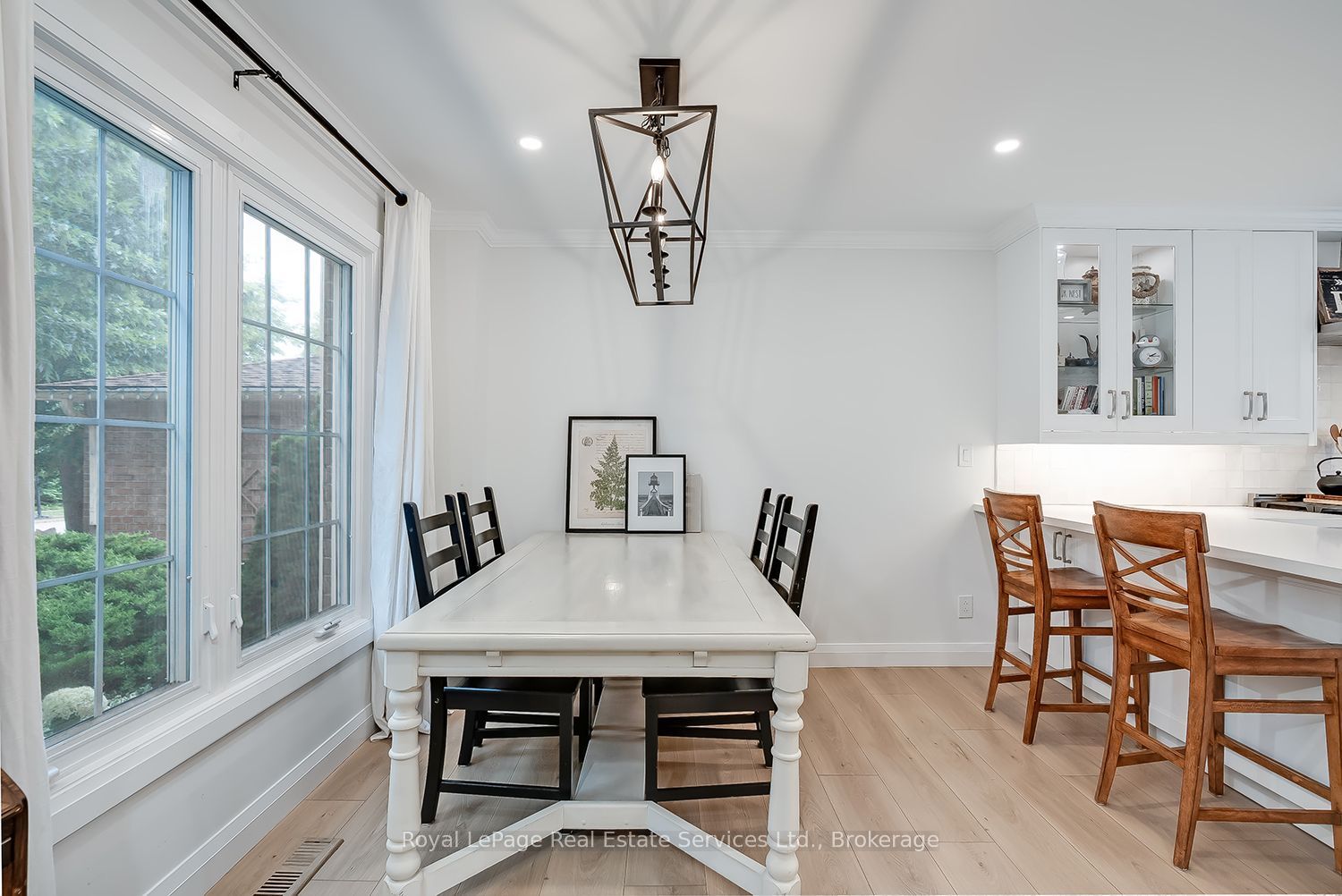 1484 Princeton Crescent, Oakville, ON L6H 4H3 photo 5