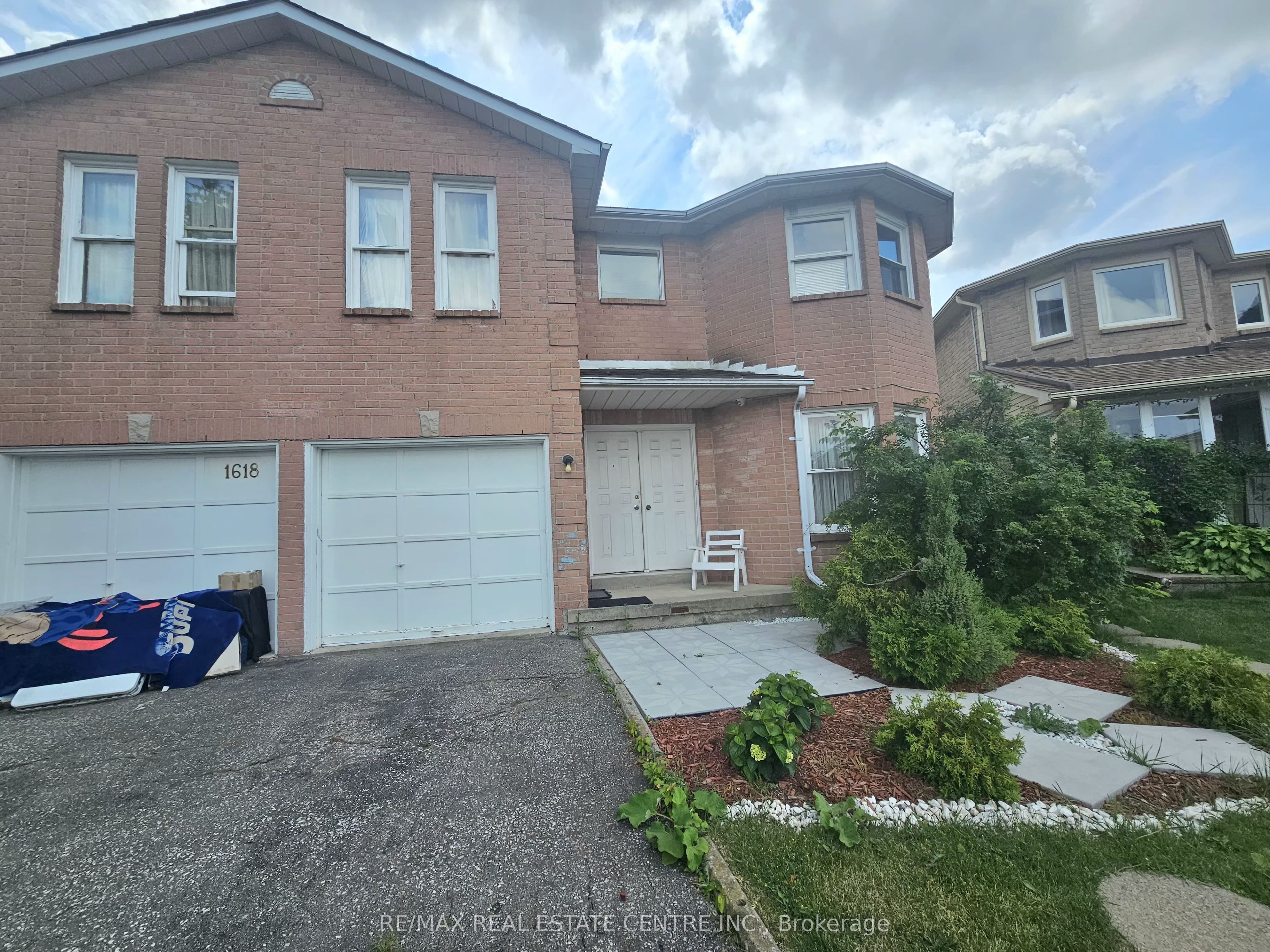1618 Mistburn Court #2, Mississauga, ON L5M 3X3