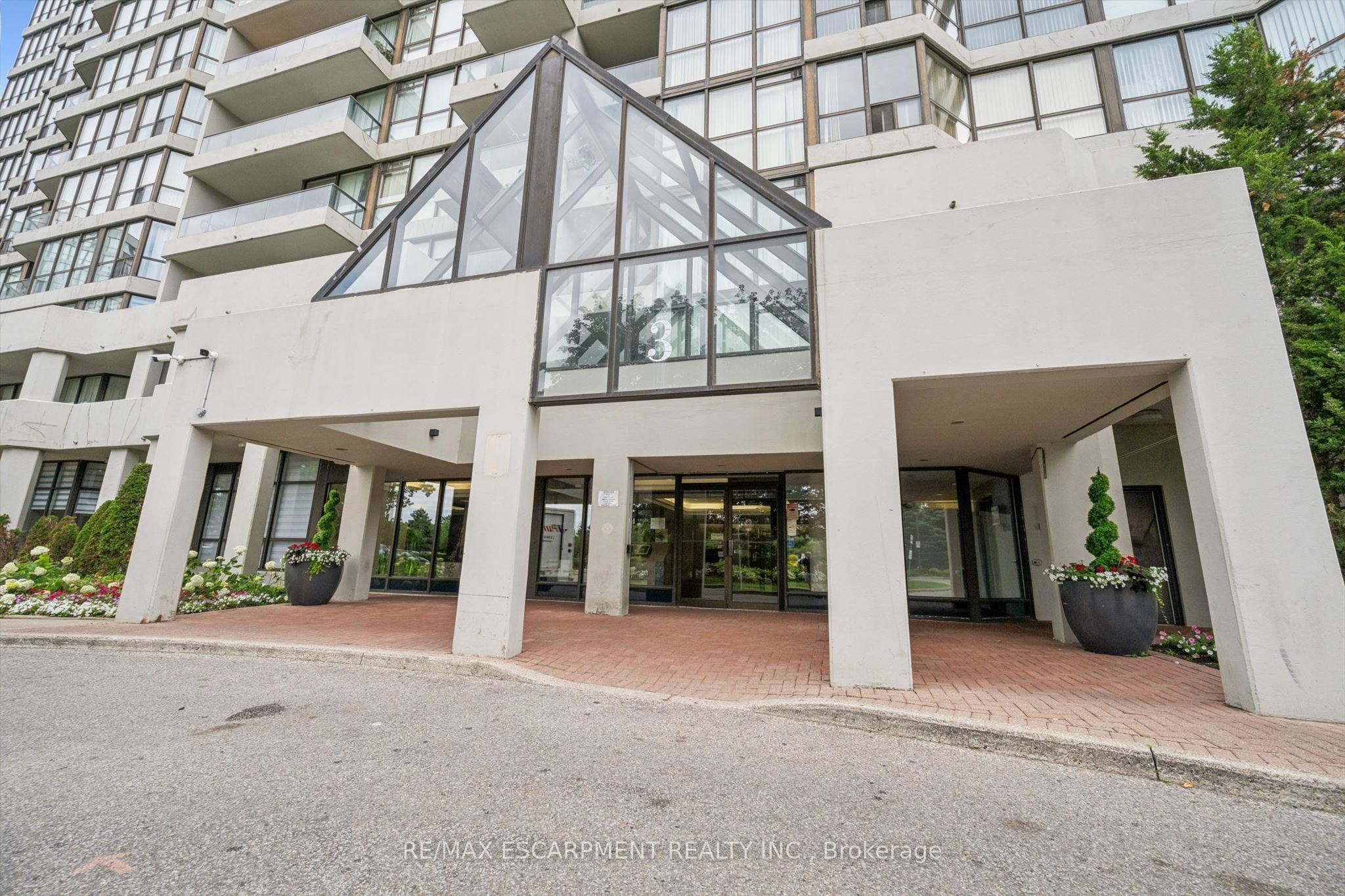 3 Rowntree Road 2309, Toronto, ON M9V 5G8 photo 3