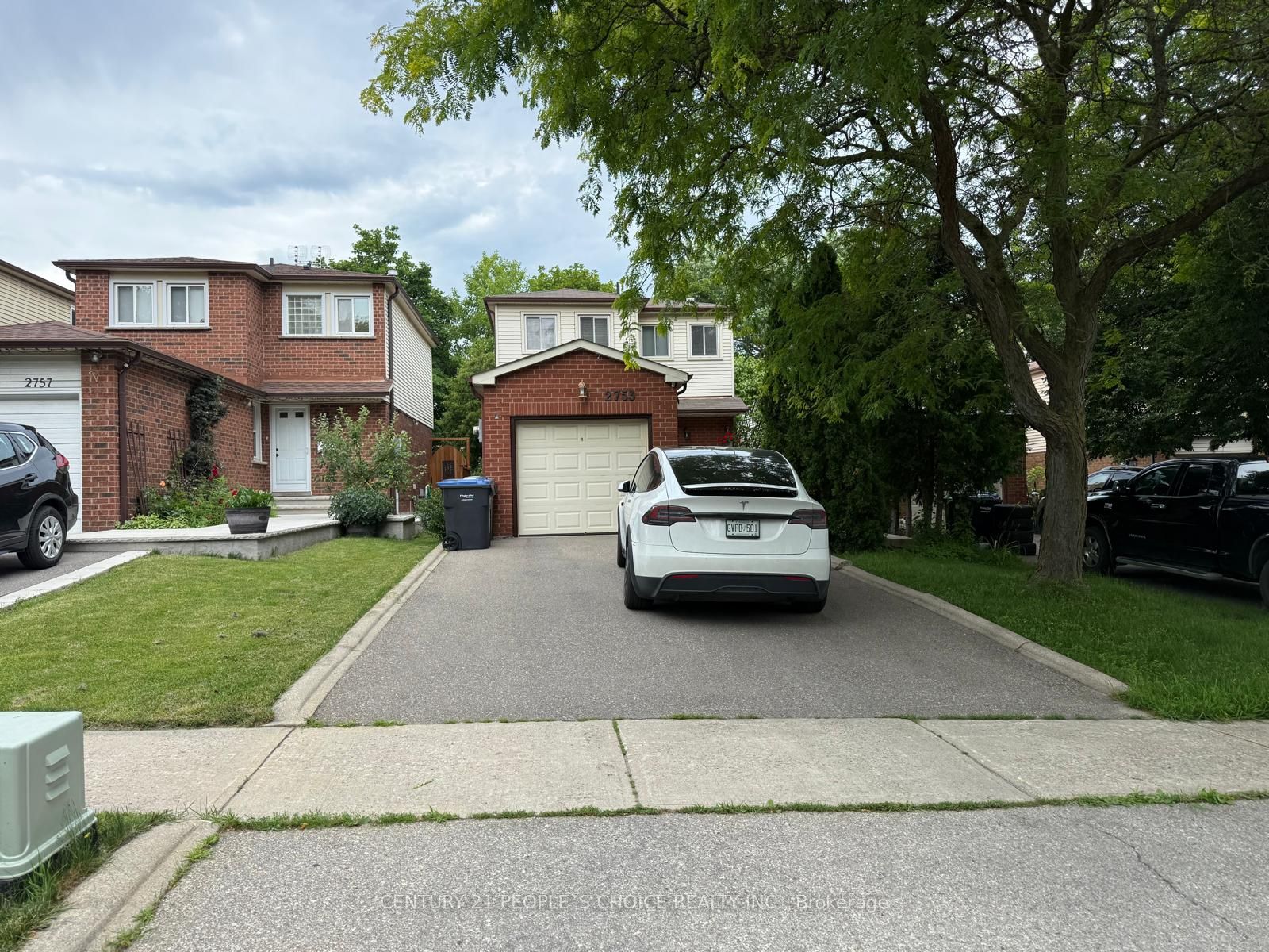 2753 Willowmore Way, Mississauga, ON L5N 3N8 photo 2