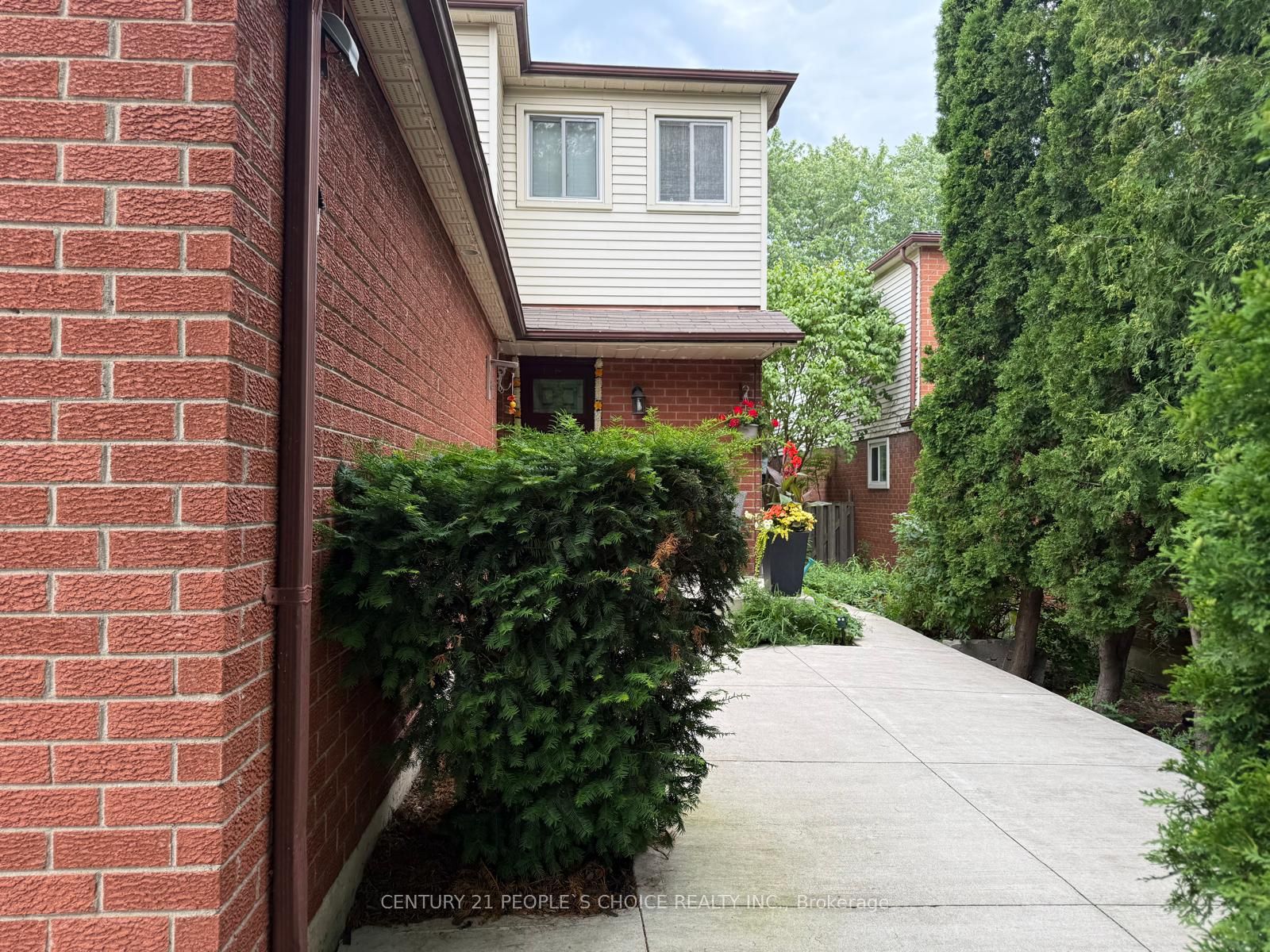 2753 Willowmore Way, Mississauga, ON L5N 3N8 photo 4