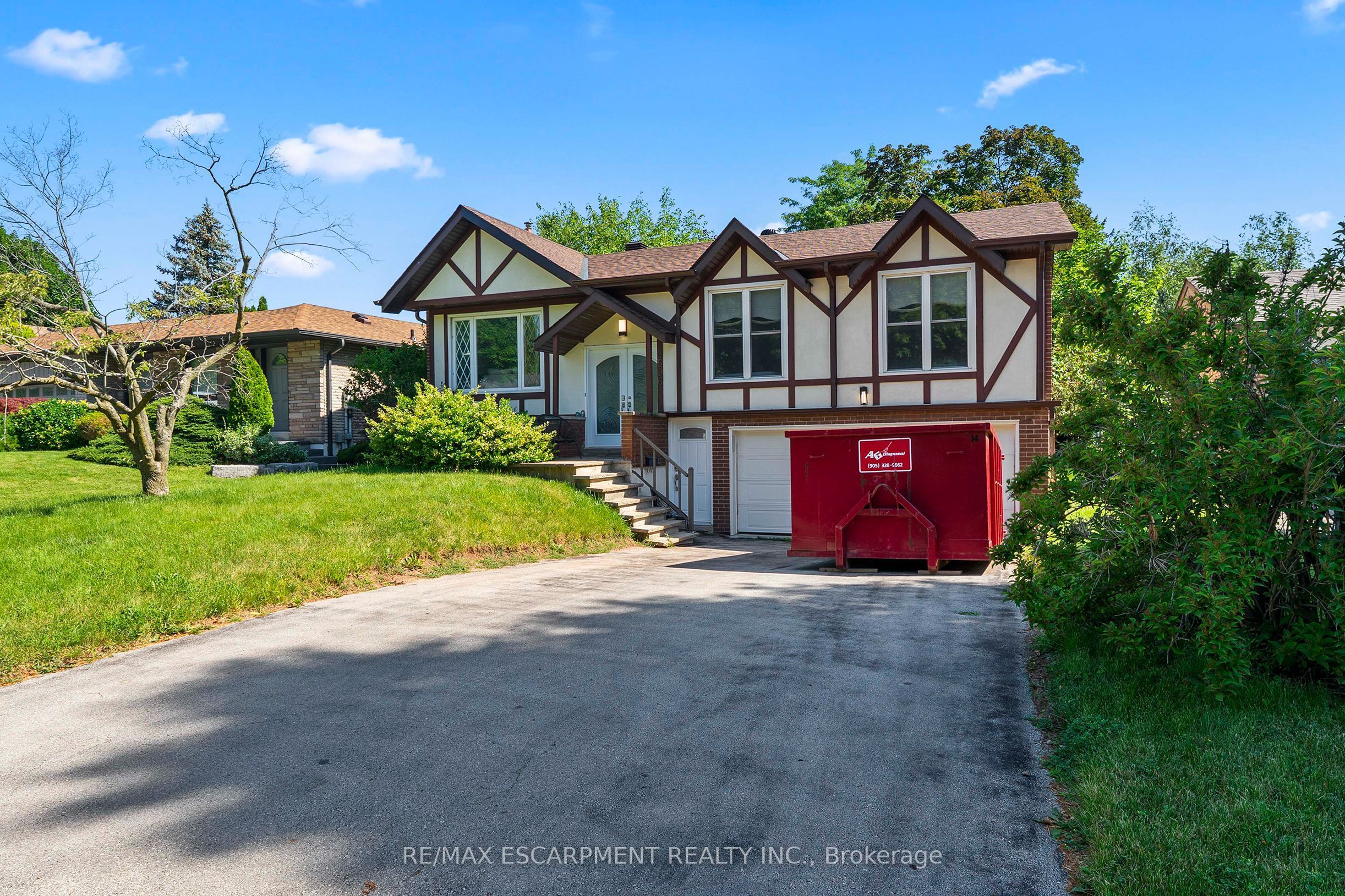2506 YARMOUTH Crescent, Oakville, ON L6L 2M8 photo 2